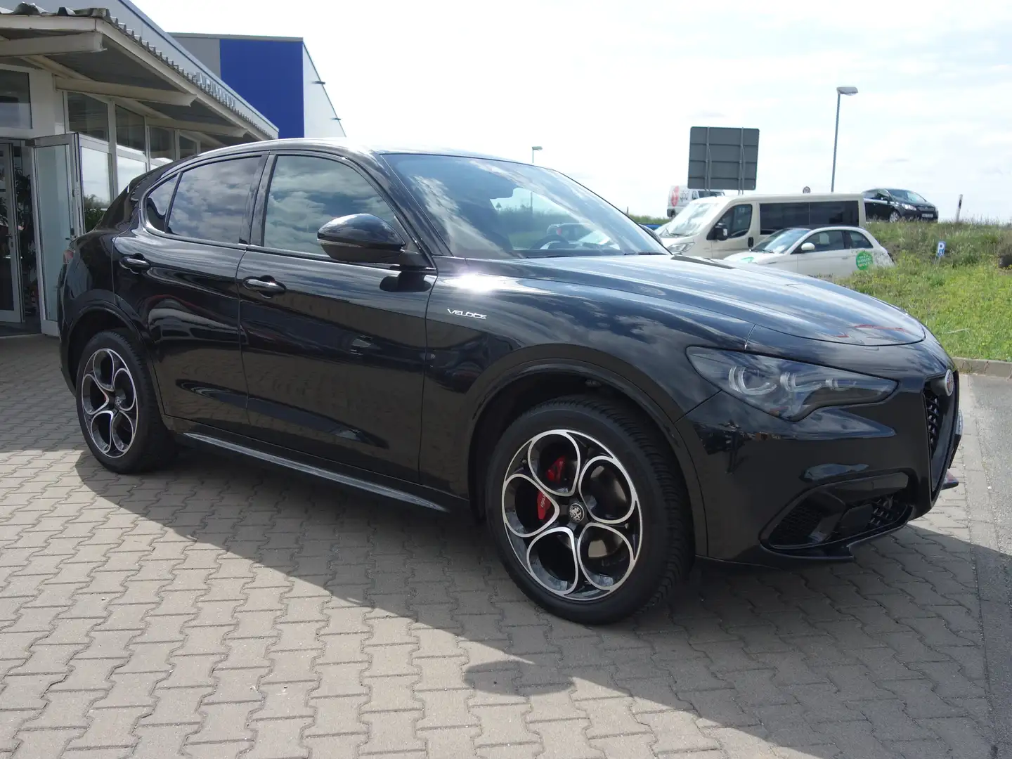 Alfa Romeo Stelvio Veloce Q4 Technologie/Premiumpaket/ACC/DAB/LED/NAV Schwarz - 2