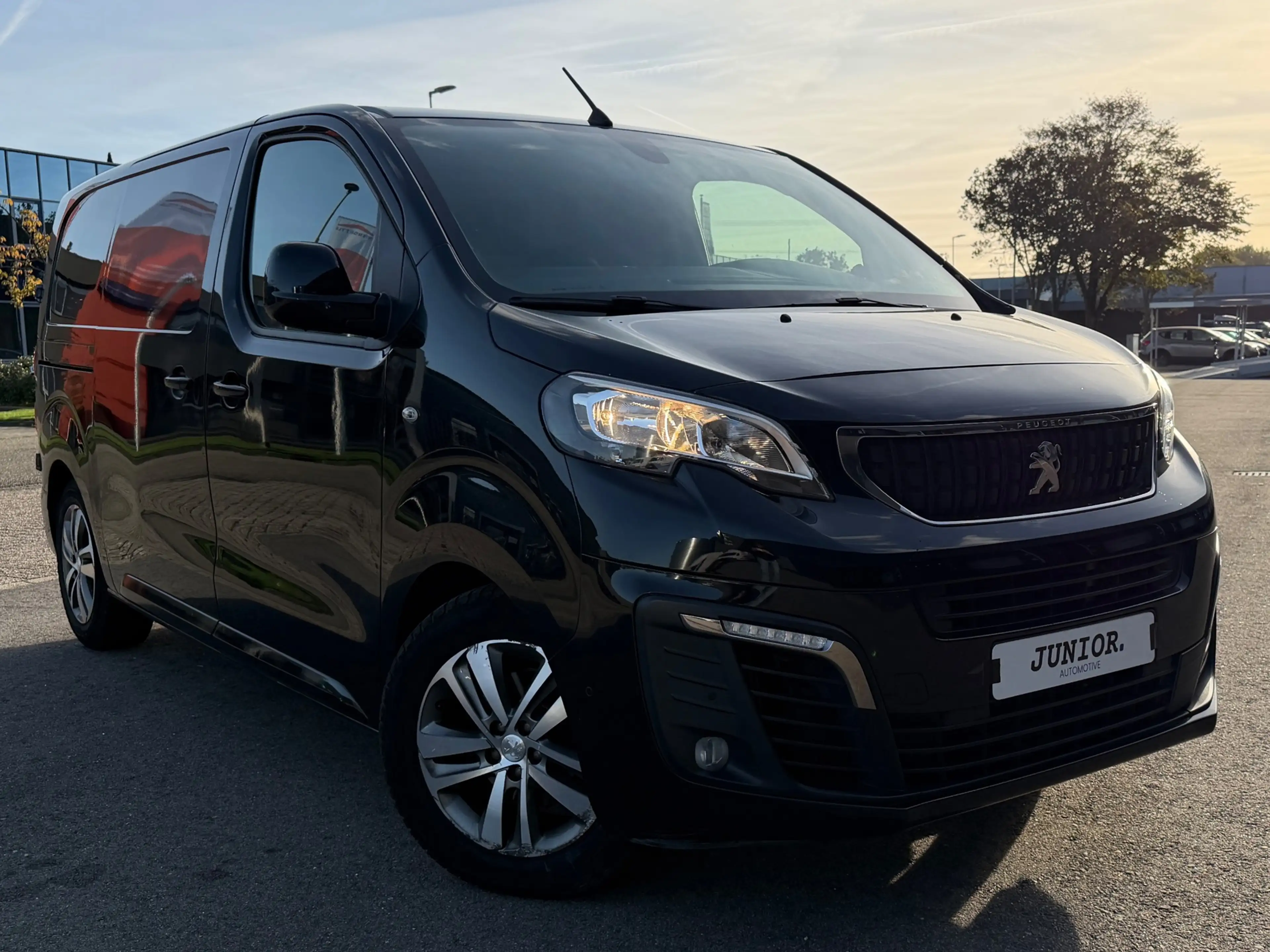 Peugeot Expert 227S 2.0 BlueHDI 150 Premium Pack DEALERONDERHOUDE — photo 12