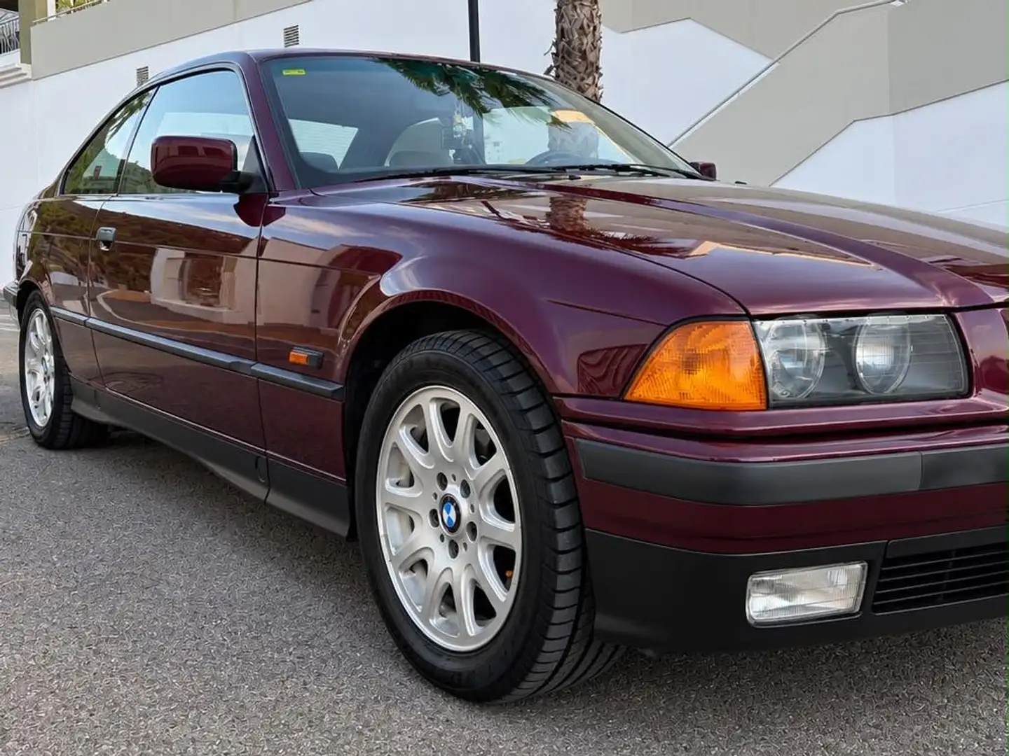 BMW 328 Serie 3 e36 328i coupé Rojo - 2