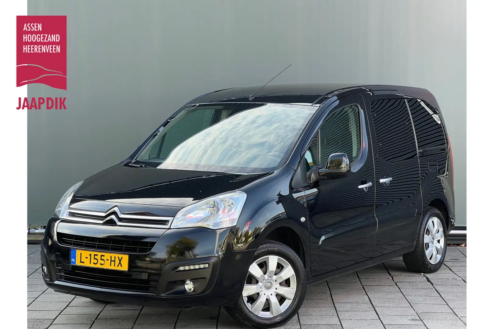Citroen Berlingo BWJ 2017 | 1.2PT 111PK XTR | CLIMA | NAVI | STOELV Schwarz - 1
