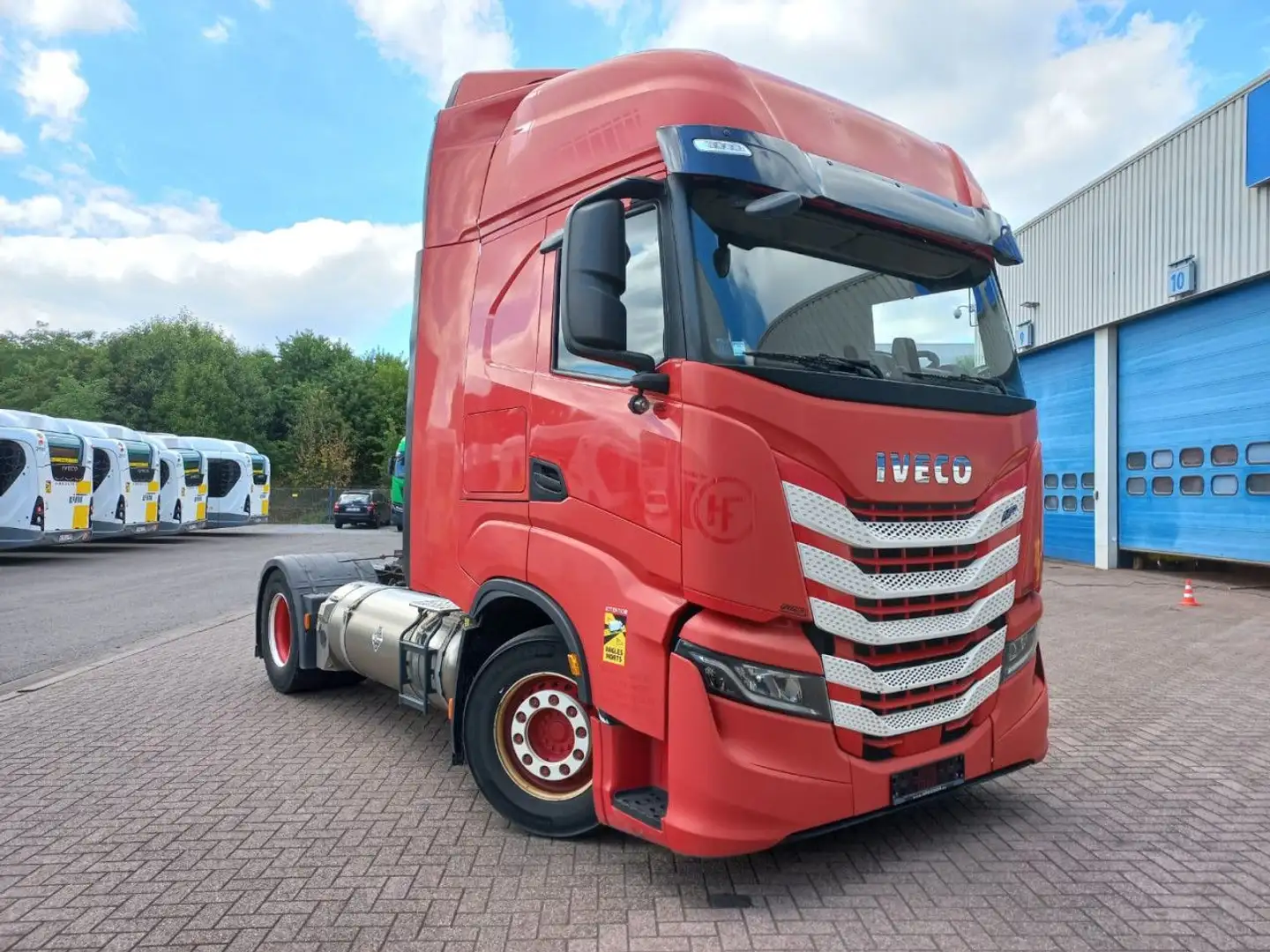 Iveco S-Way AS440S46T/P 2LNG Euro6 Klima Luftfeder Rood - 2
