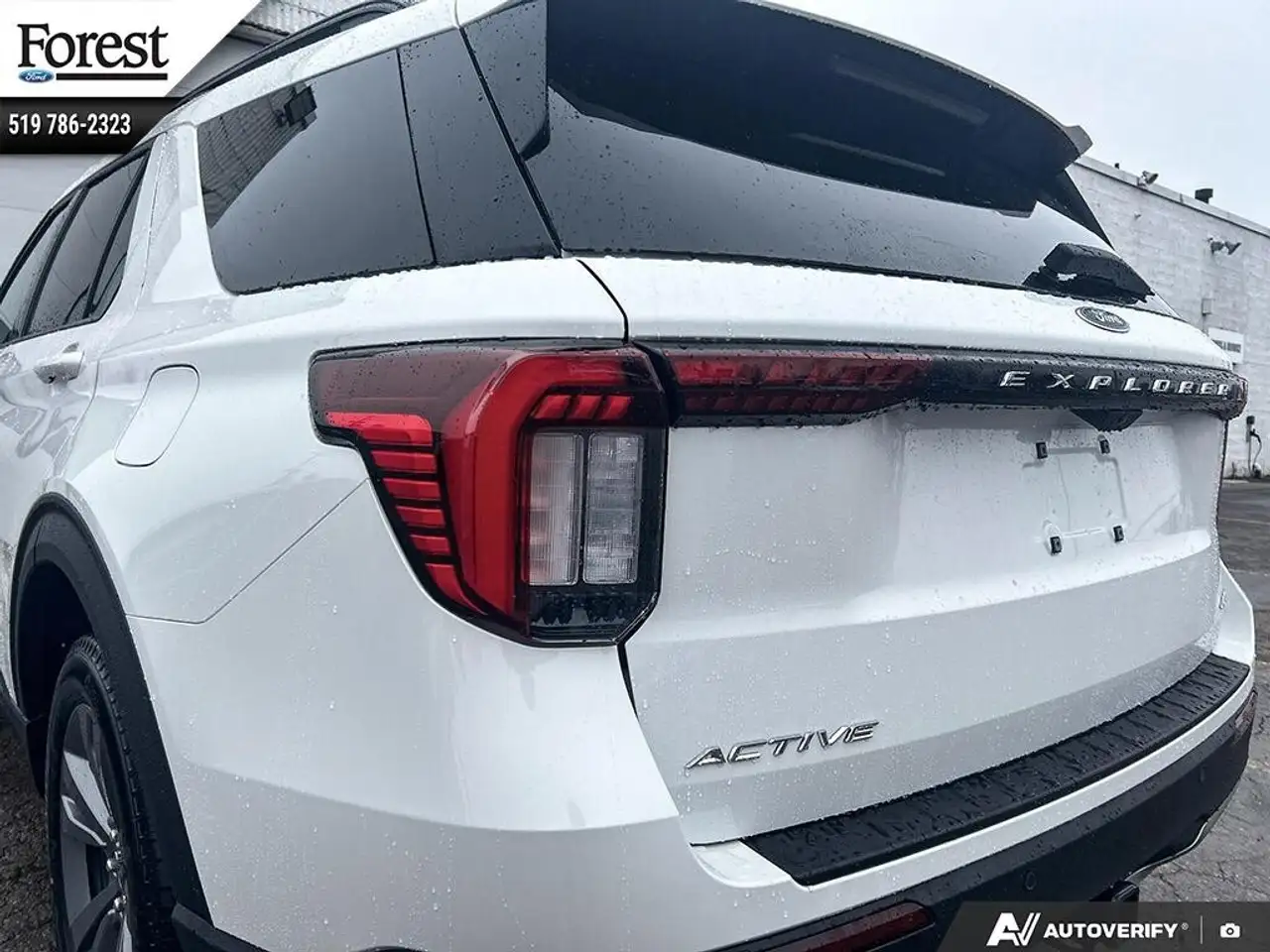 Ford Explorer снимка Ford Explorer