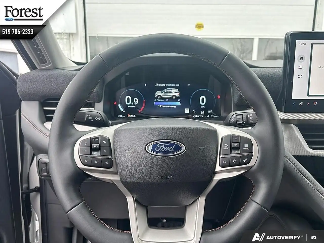 Ford Explorer снимка Ford Explorer
