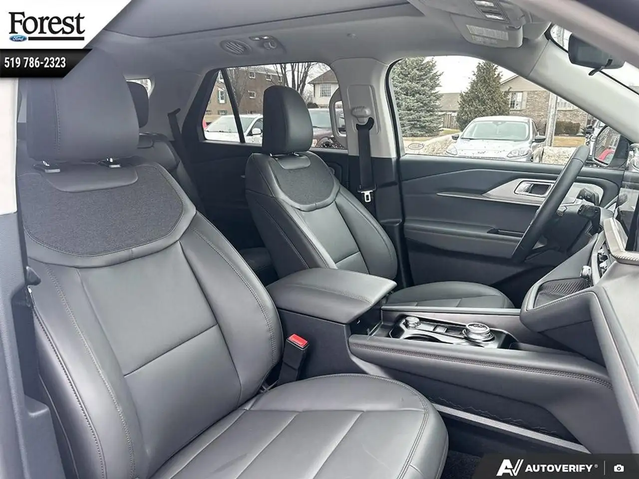 Ford Explorer снимка Ford Explorer