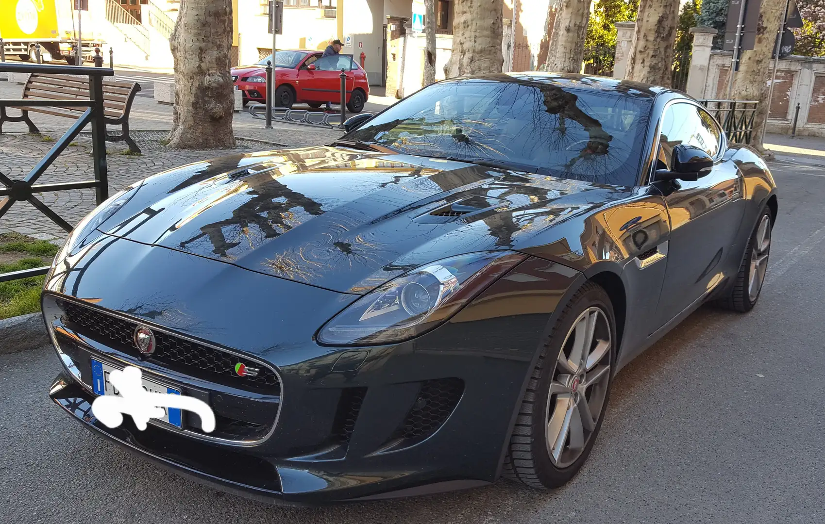 Jaguar F-Type 2016, Coupè 3.0 V6 S awd auto Verde - 1
