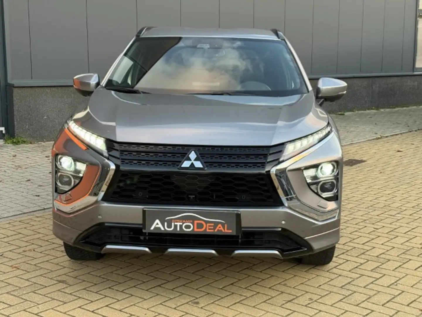 Mitsubishi Eclipse Cross 2.4 PHEV Executive Gris - 2