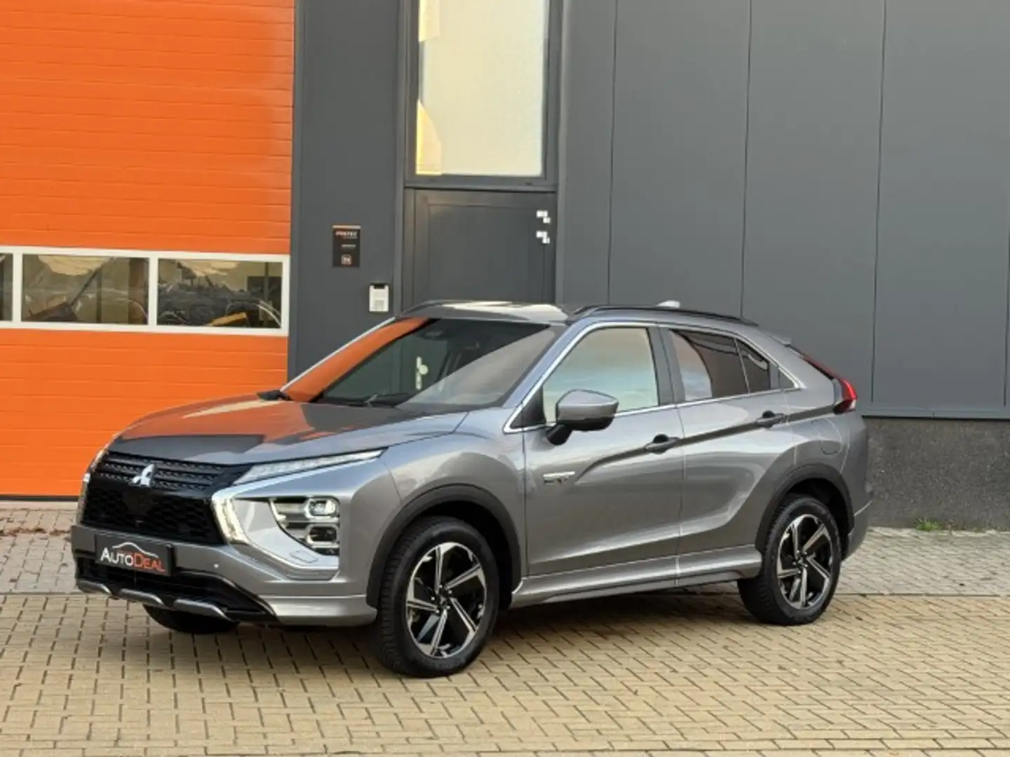 Mitsubishi Eclipse Cross 2.4 PHEV Executive Gris - 1