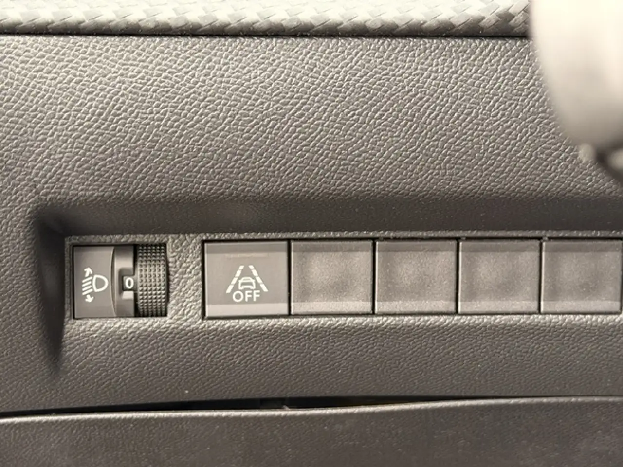Peugeot 2008 2008 — photo 13