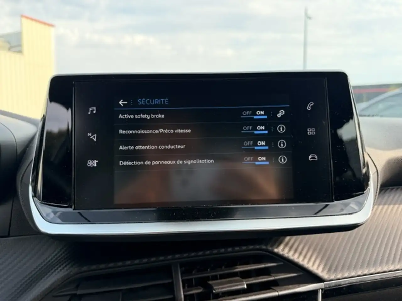 Peugeot 2008 2008 — photo 16