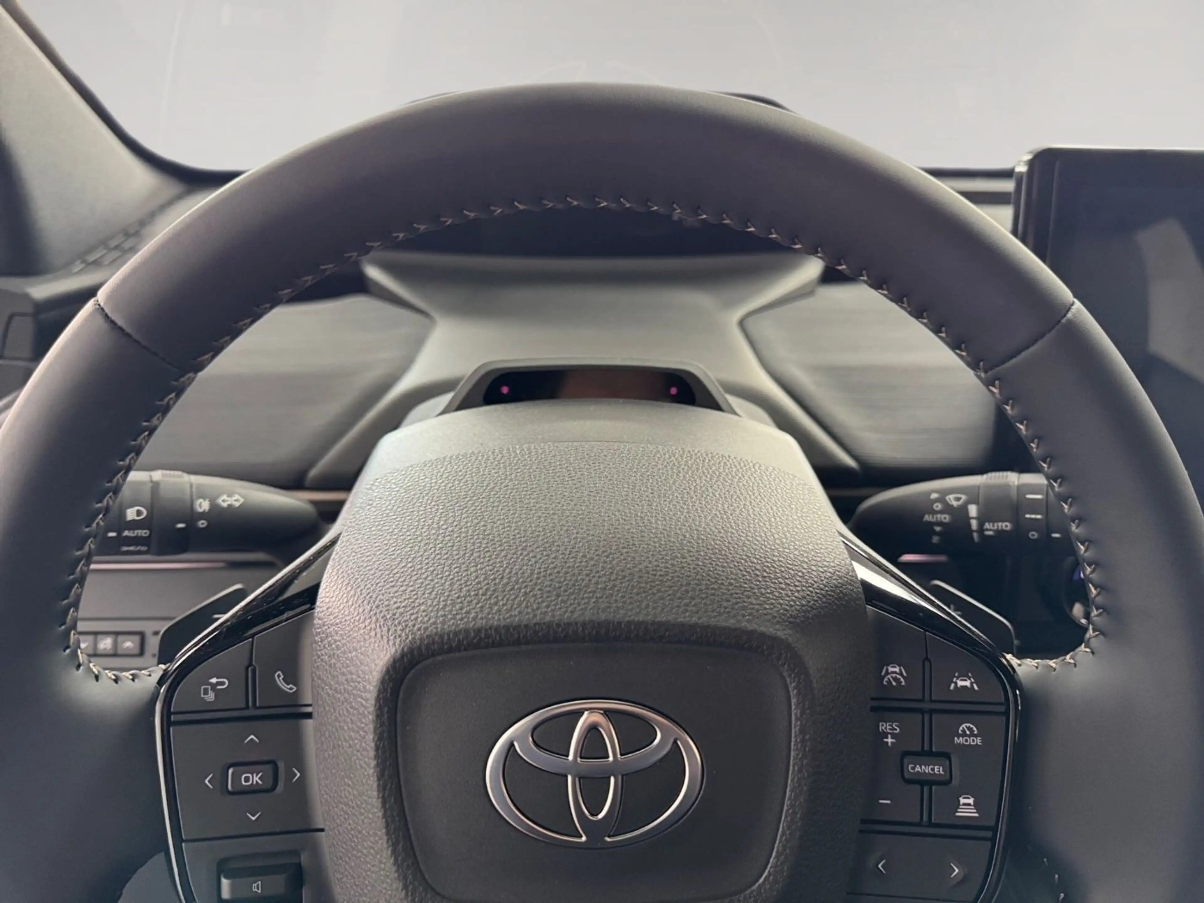 Toyota bZ4X Touring Teamplayer ACC+LED+Navi+SHZ+2xKlima — photo 10