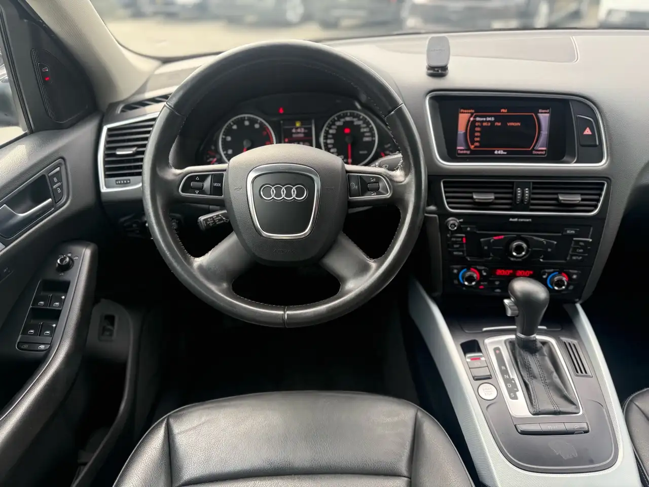 Audi Q5 снимка Audi Q5