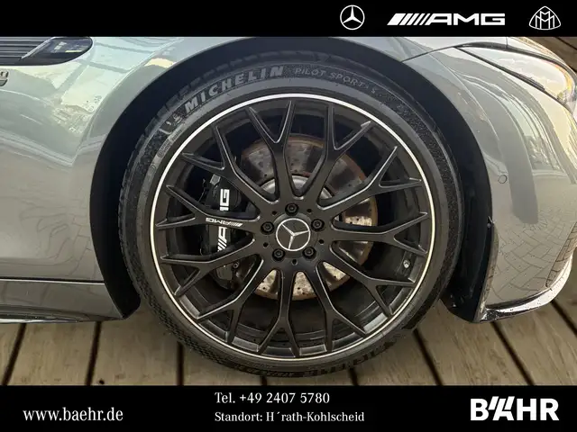 Mercedes-Benz SL view 6