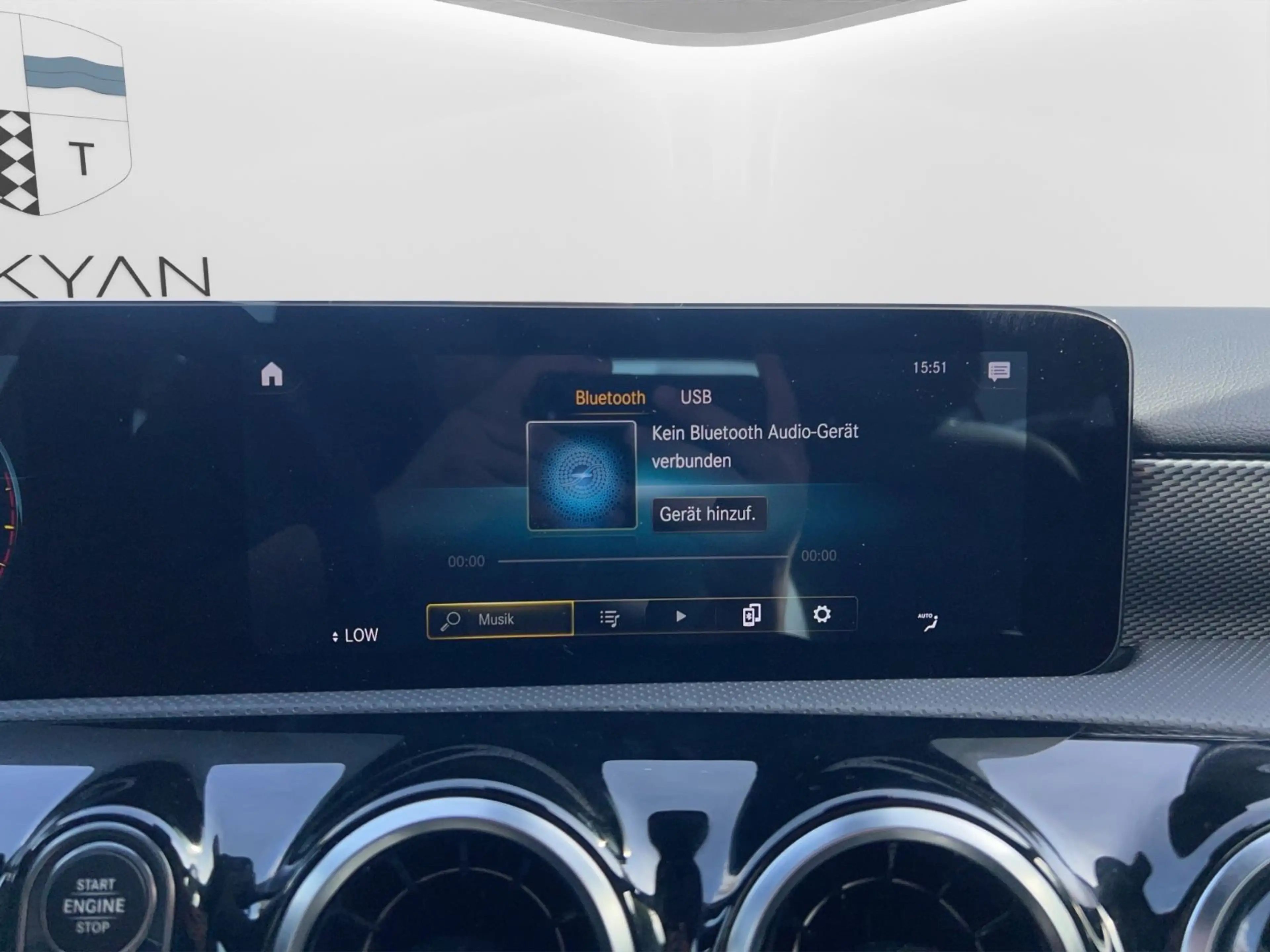 Mercedes-Benz A 180 Lim. / NAVI / 2.Hand / Temp. / LED — photo 22
