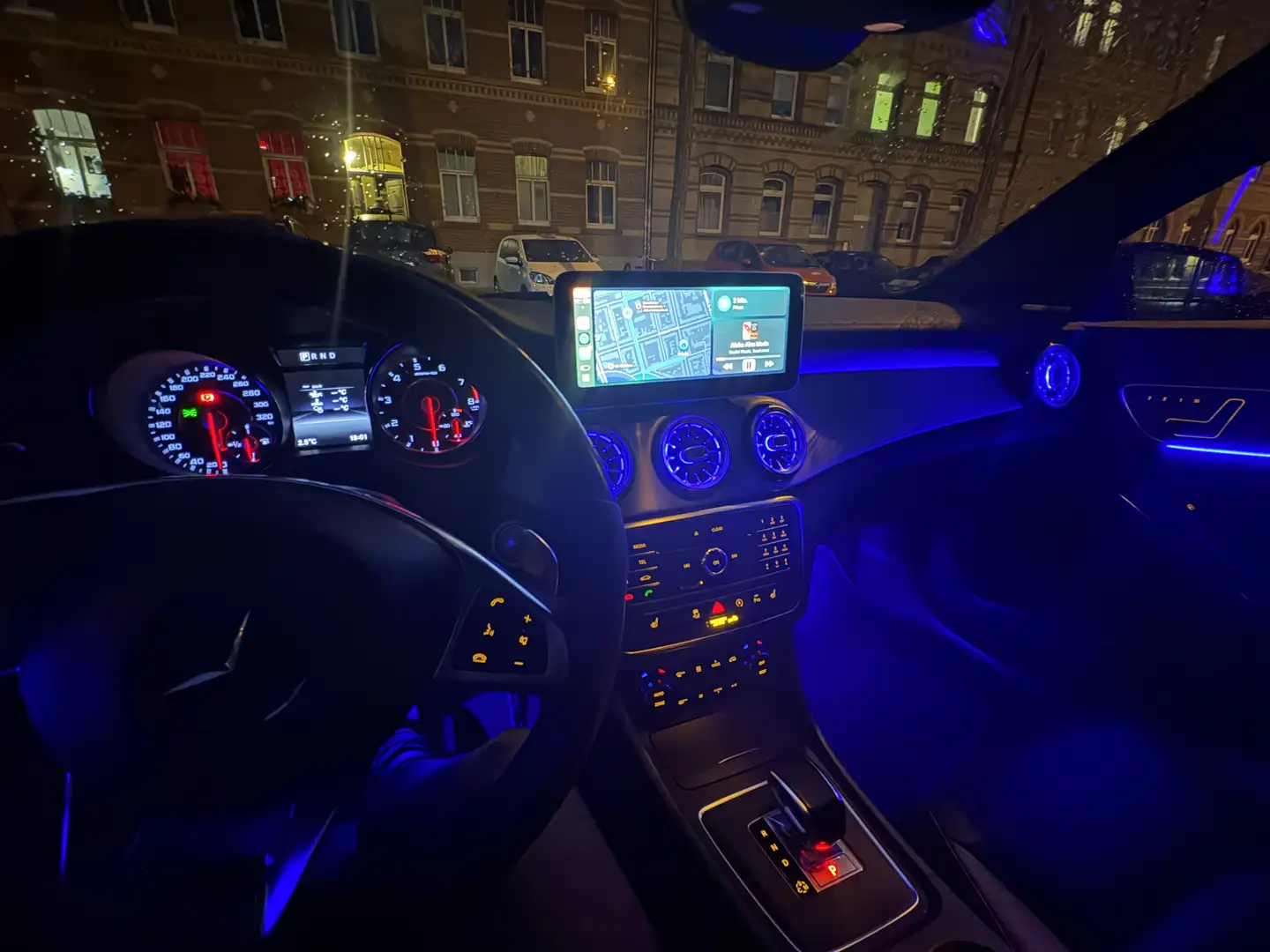 Mercedes-Benz CLA 45 AMG Shooting Brake 4Matic 7G-DCT - 2