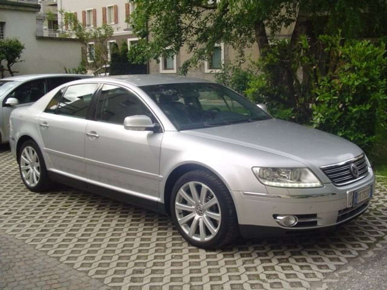 Volkswagen Phaeton 3.0 TDI V6 4MOT. aut. **UNICOPROP.**