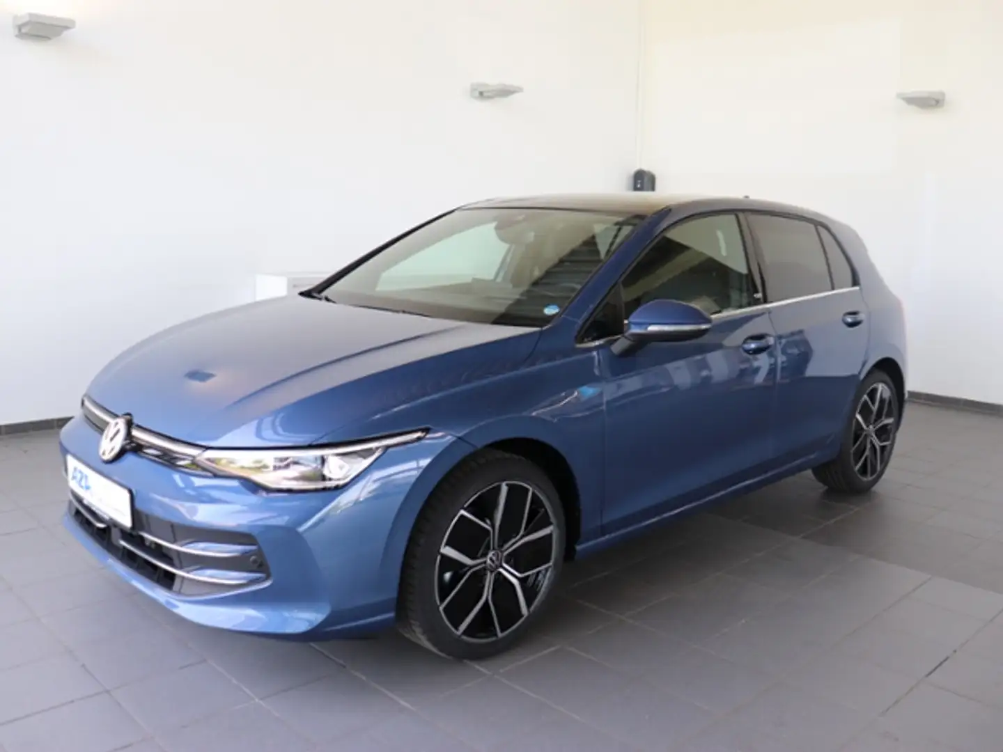 Volkswagen Golf EDITION 50 1,5 l eTSI OPF 110 kW (150 PS) 7-Gang- Blau - 2