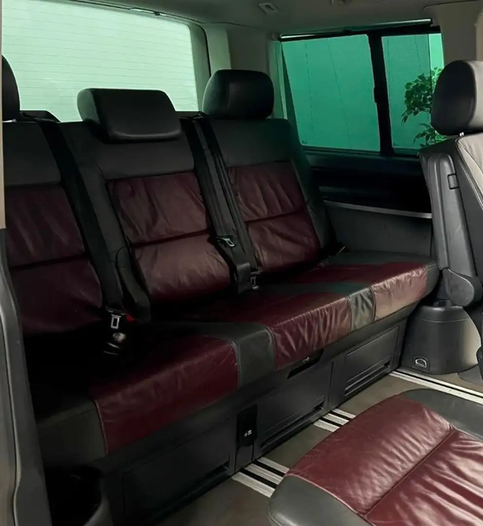 Volkswagen T5 Multivan 2.5 TDI/174CV Tiptr.Highline Marrón - 2