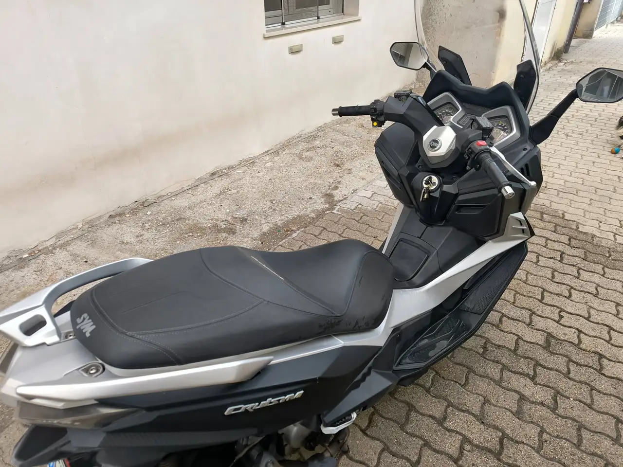 Sym Cruisym 300