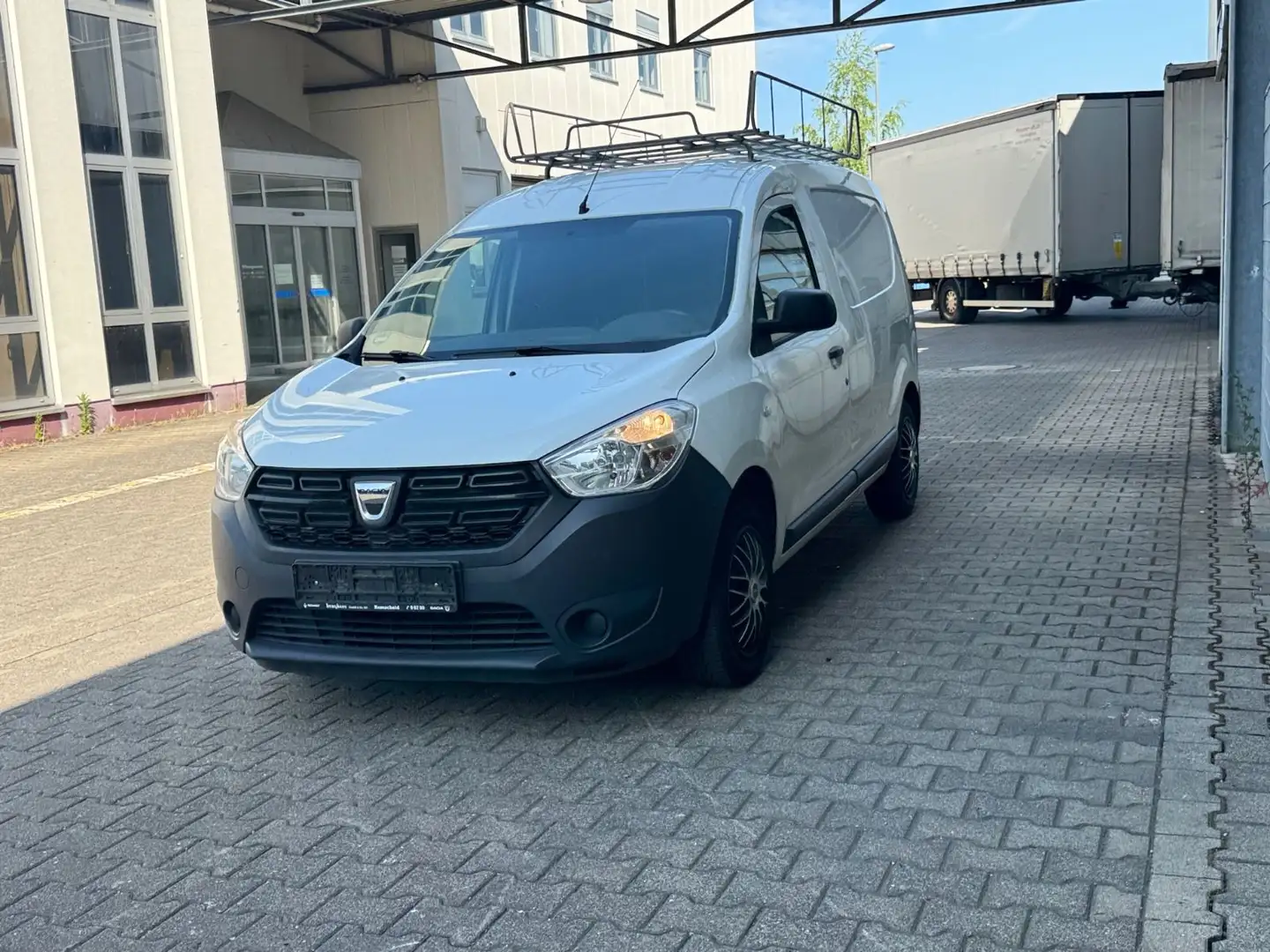 Dacia Dokker 1.6 Express Ambiance Klima Navi Weiß - 1