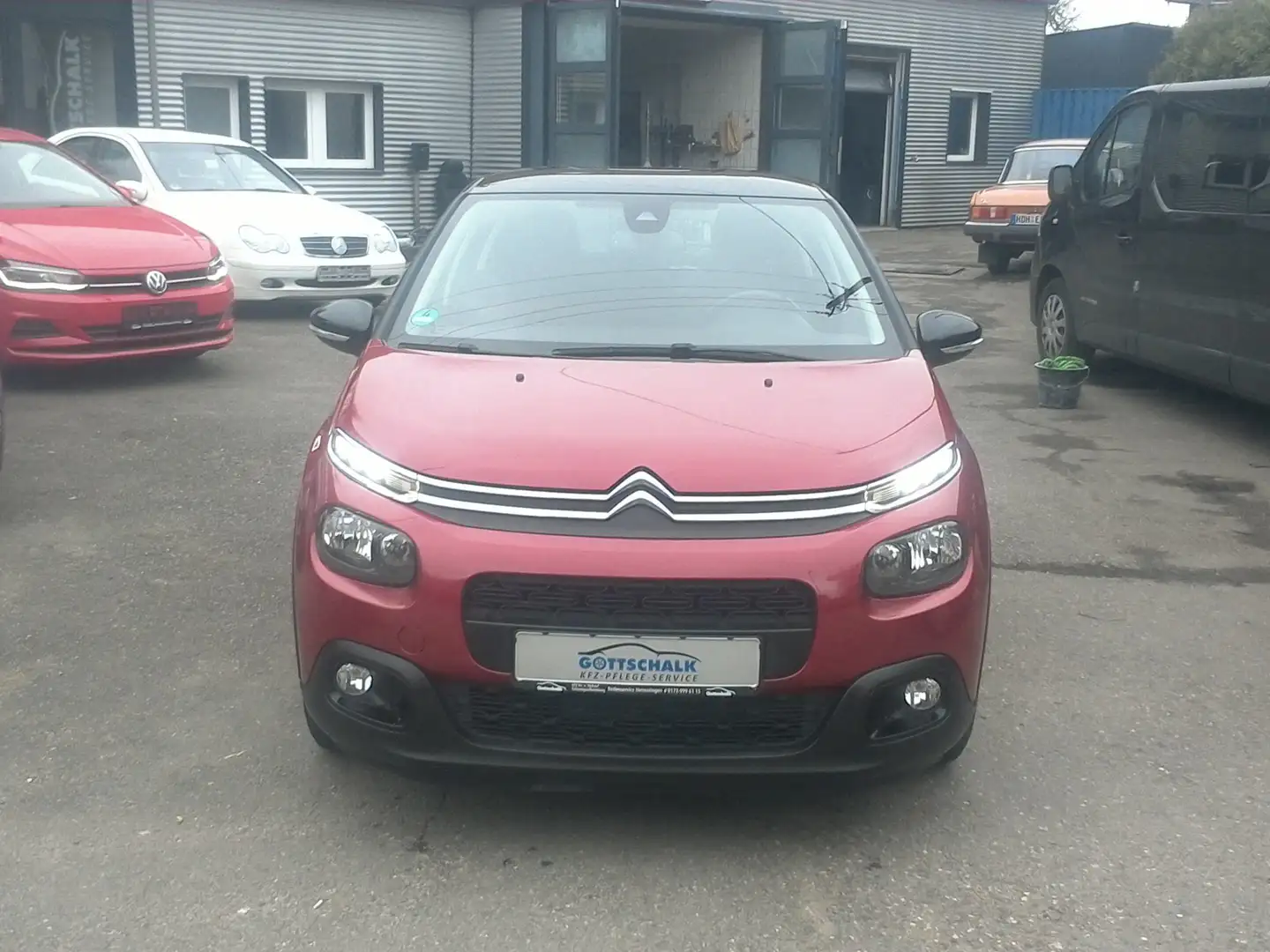 Citroen C3 Pure Tech 82 LIVE Rot - 1