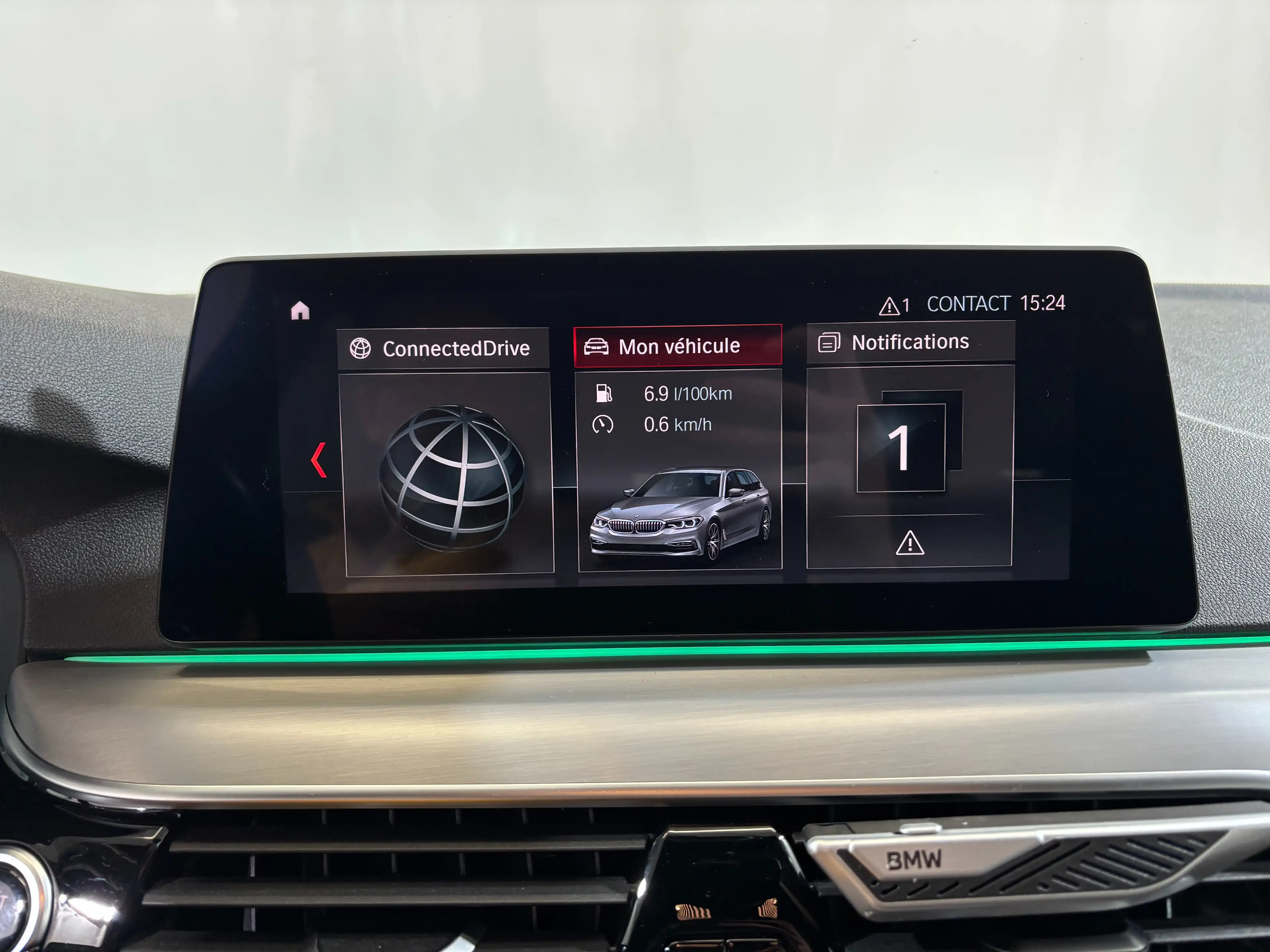 BMW 518 dA Touring * LED * Carplay * Pano * Pack M — photo 13