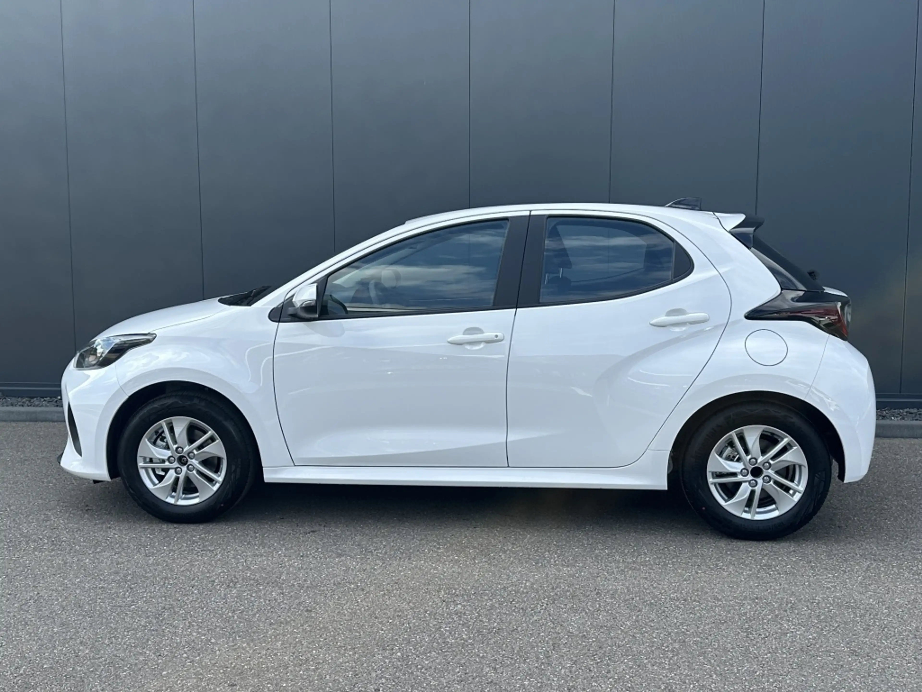 Mazda 2 Hybrid 1.5 Prime-line / Nieuw model — photo 10