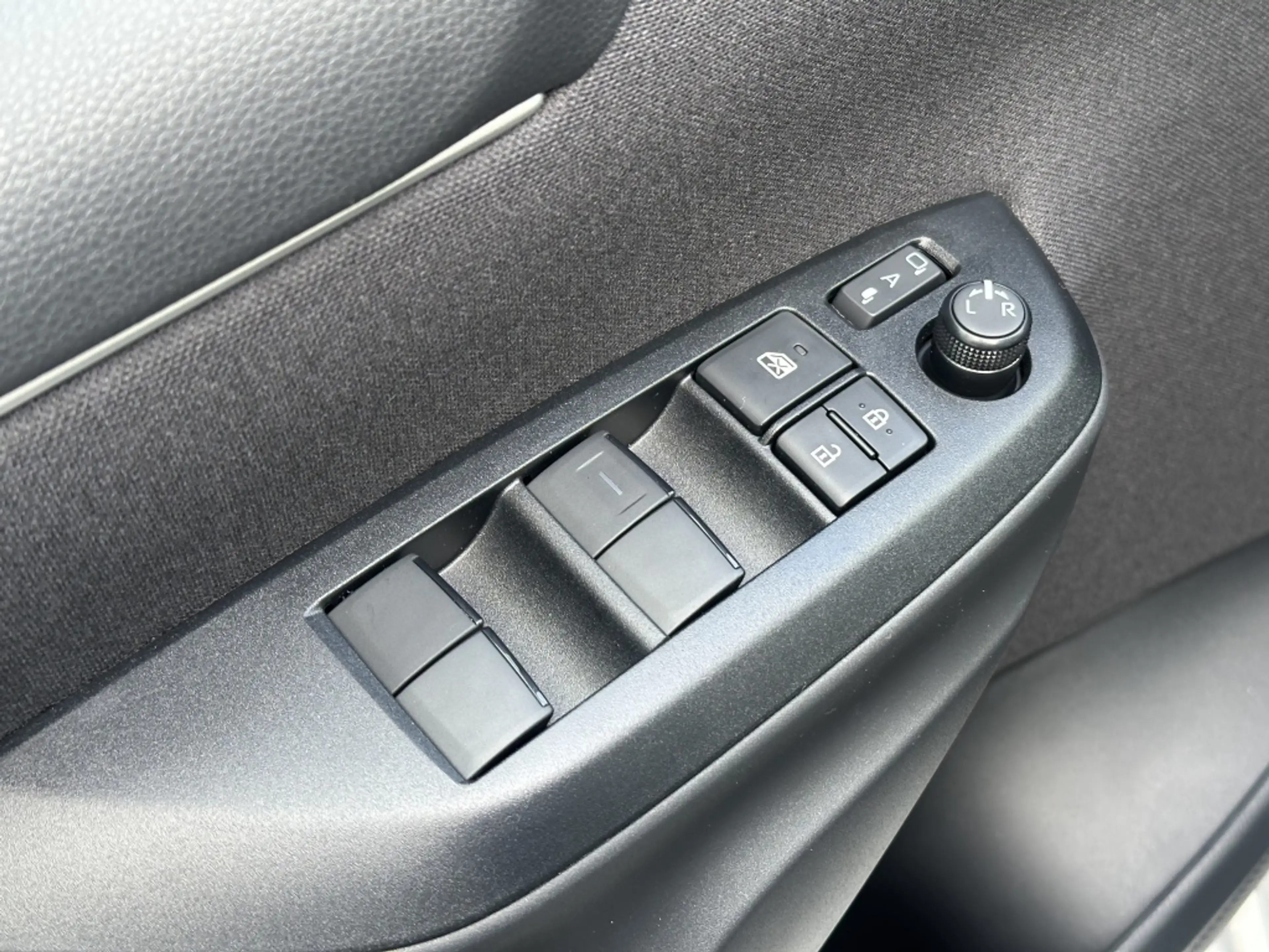Mazda 2 Hybrid 1.5 Prime-line / Nieuw model — photo 17