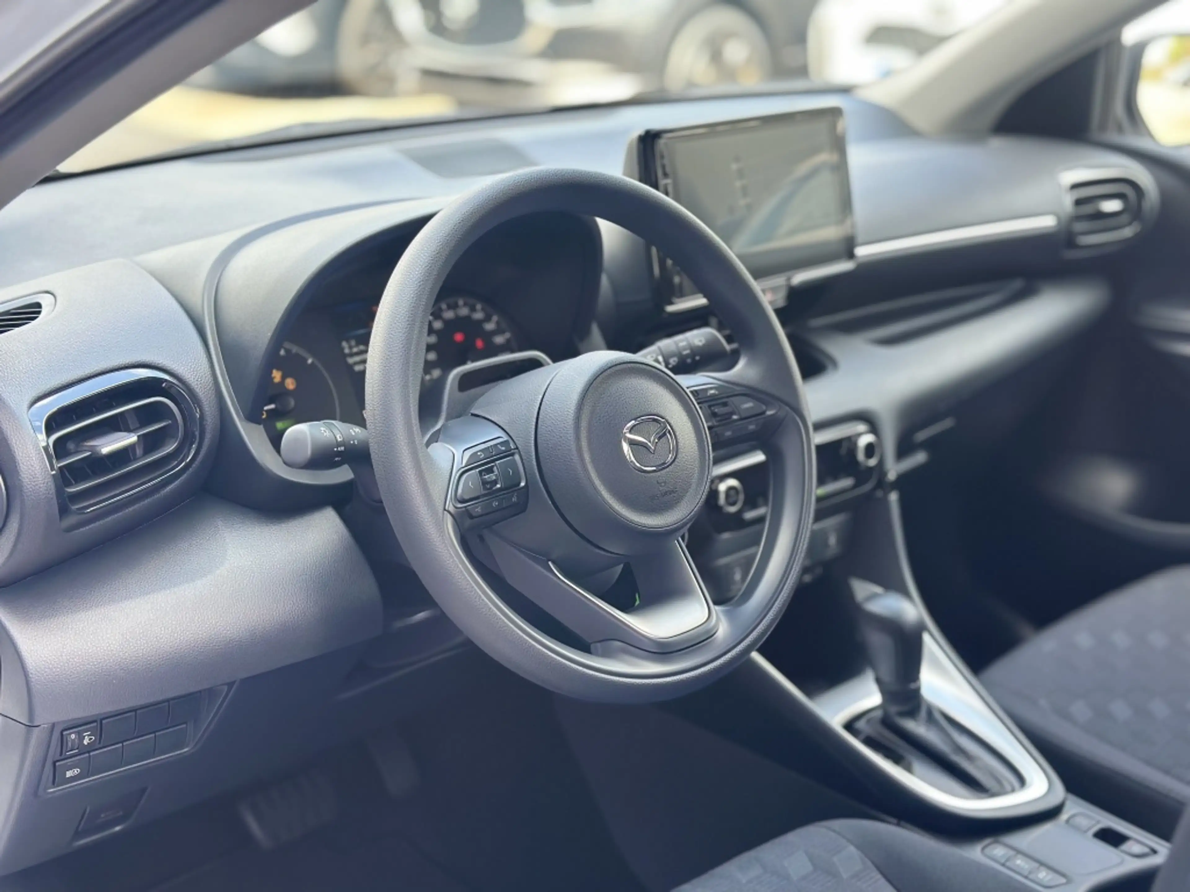 Mazda 2 Hybrid 1.5 Prime-line / Nieuw model — photo 12