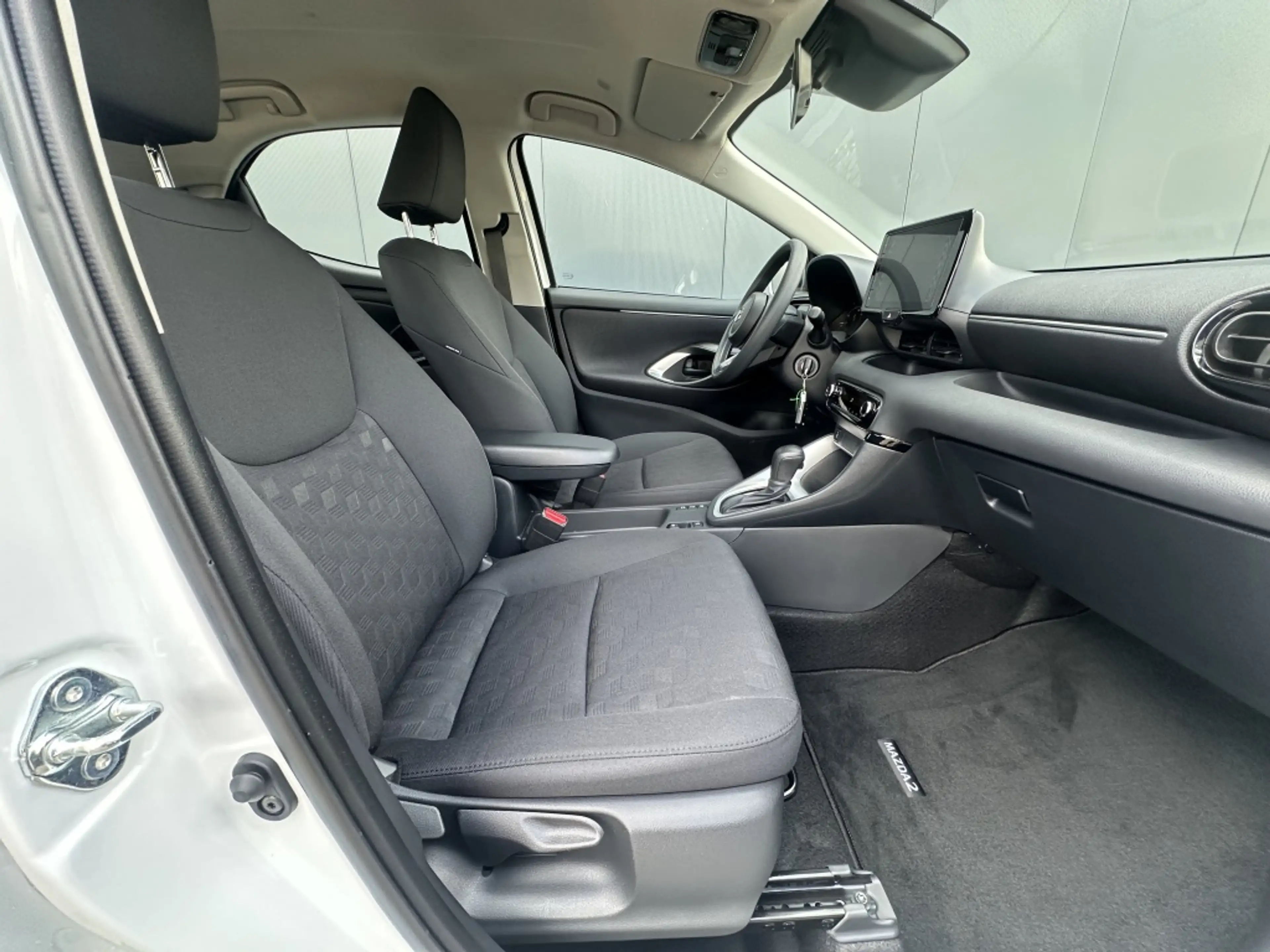 Mazda 2 Hybrid 1.5 Prime-line / Nieuw model — photo 15
