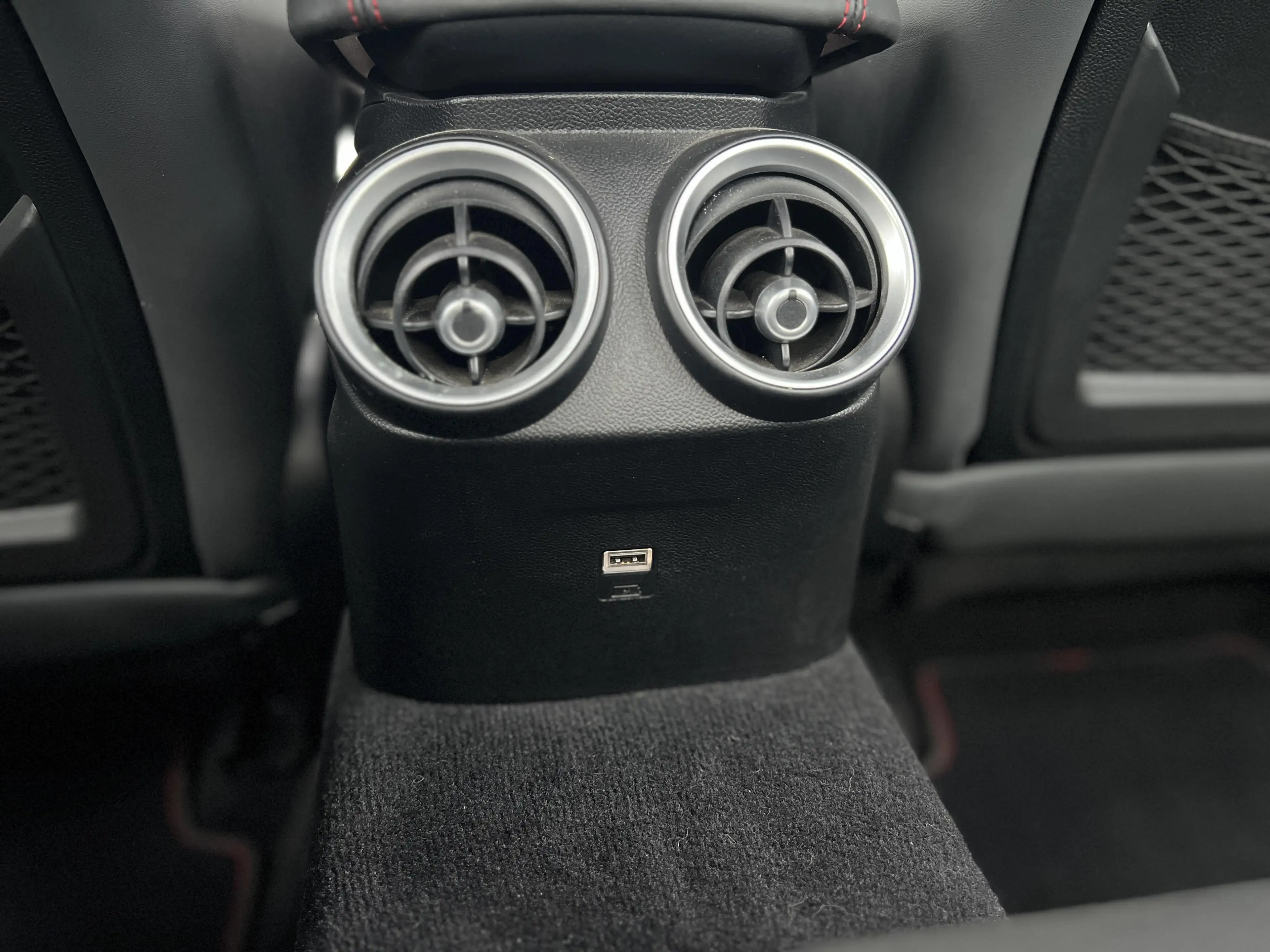 Alfa Romeo Giulia Quadrifoglio MT 510PK UNIEK — photo 15