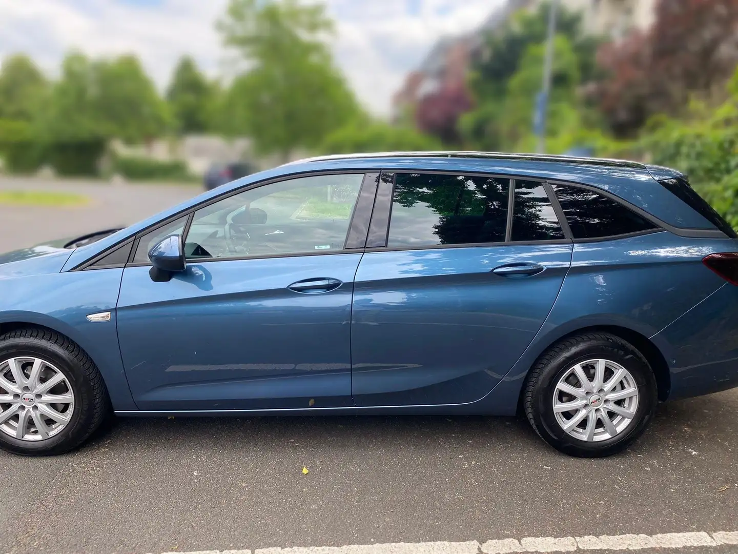 Opel Astra Astra 1.4 Turbo Sports Tourer Active Modrá - 2