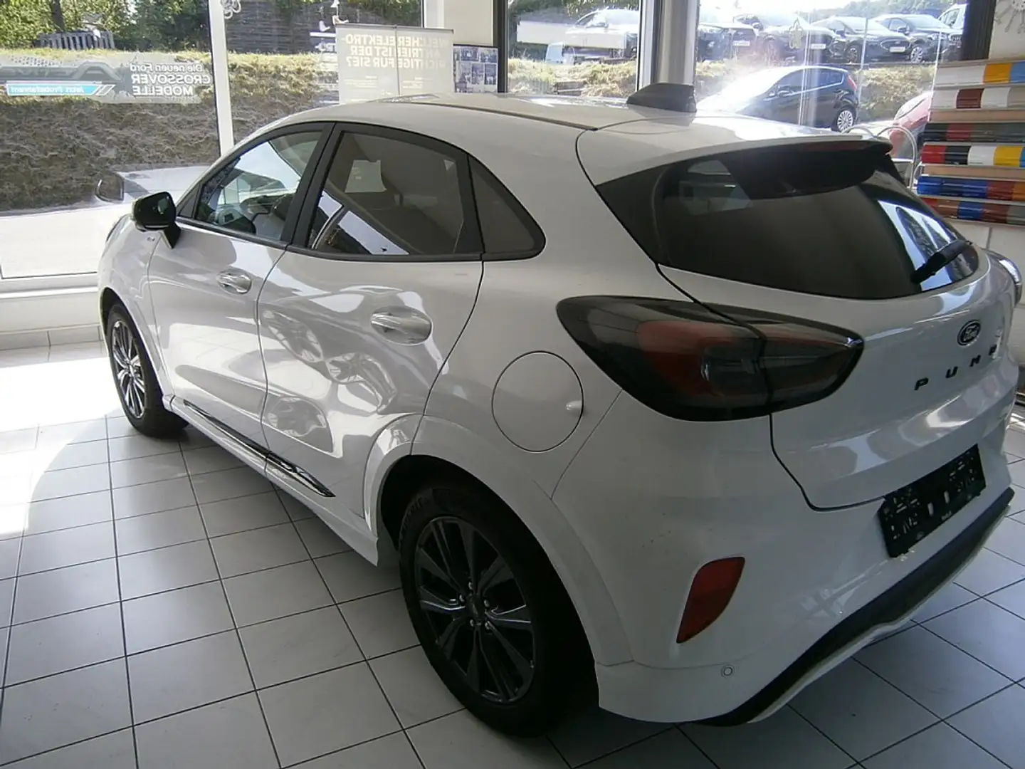 Ford Puma 1,0 EcoBoost Hybrid ST-Line Aut. Blanc - 2