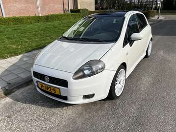 Punto 1.4-16V Racing