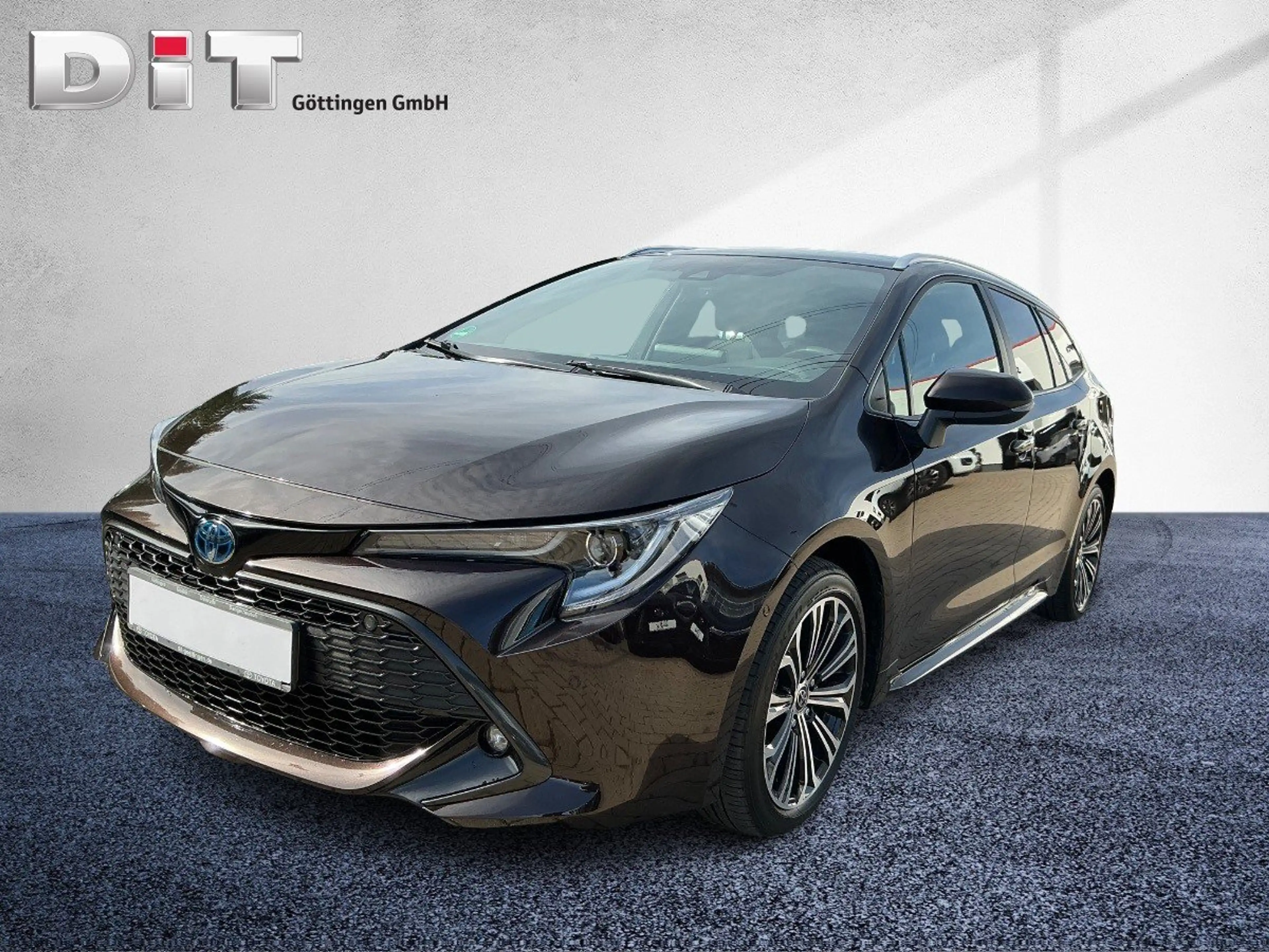 Toyota Corolla Touring Sports 2.0 Team D ACC+LED+Navi — photo 2