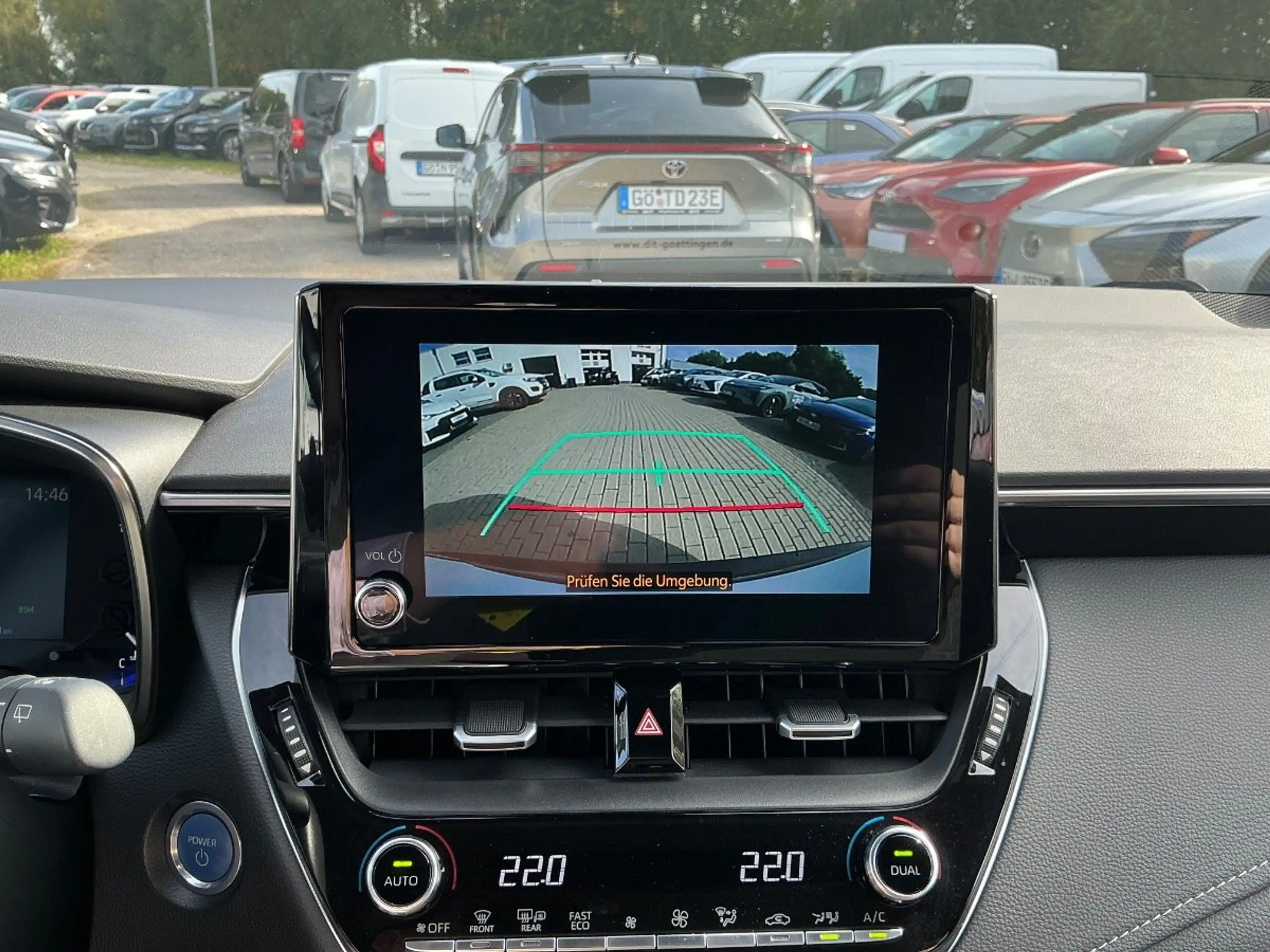Toyota Corolla Touring Sports 2.0 Team D ACC+LED+Navi — photo 16
