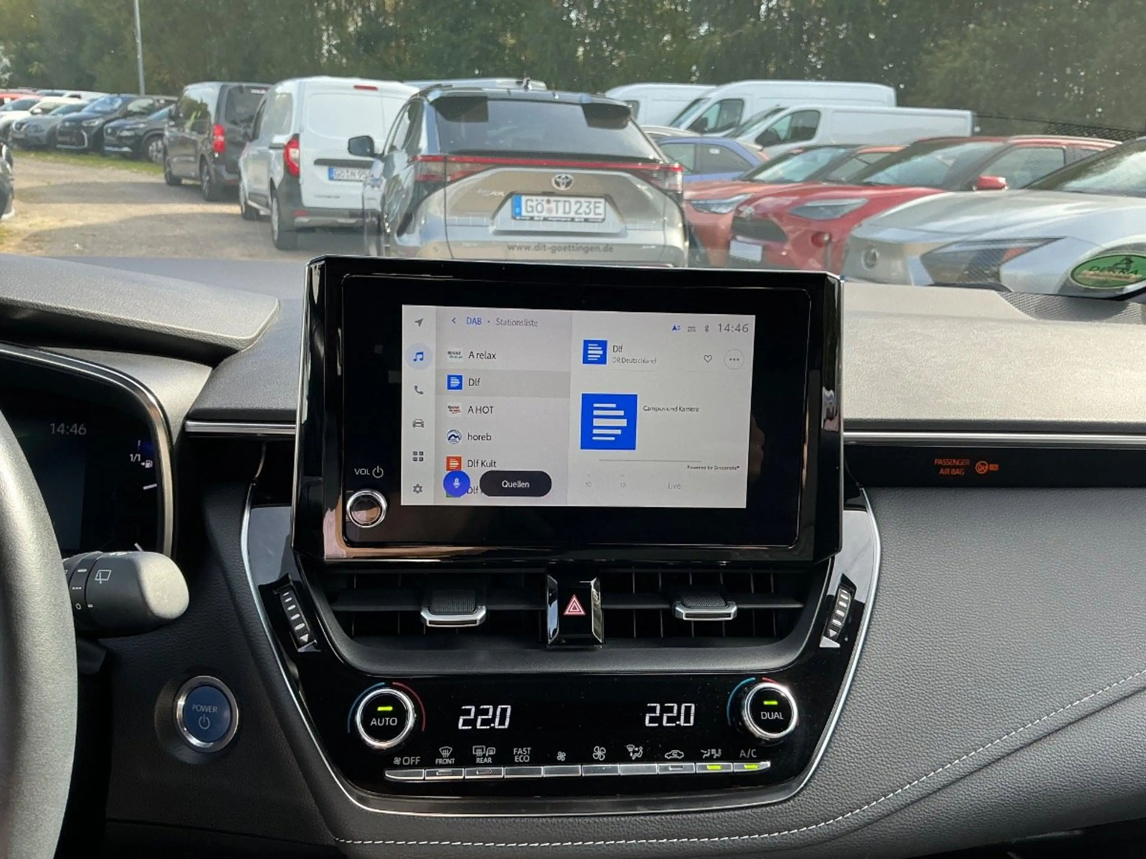 Toyota Corolla Touring Sports 2.0 Team D ACC+LED+Navi — photo 15