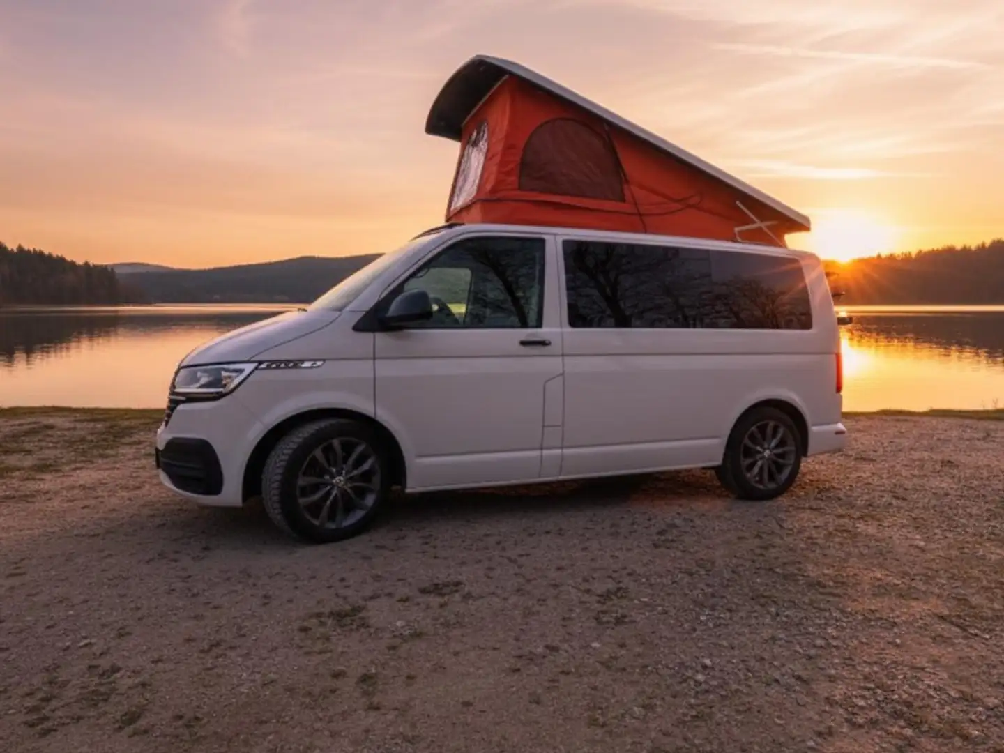 Volkswagen T6.1 Transporter T6.1 4Motion Camper– autark, Markise, Aufstelldach Weiß - 1