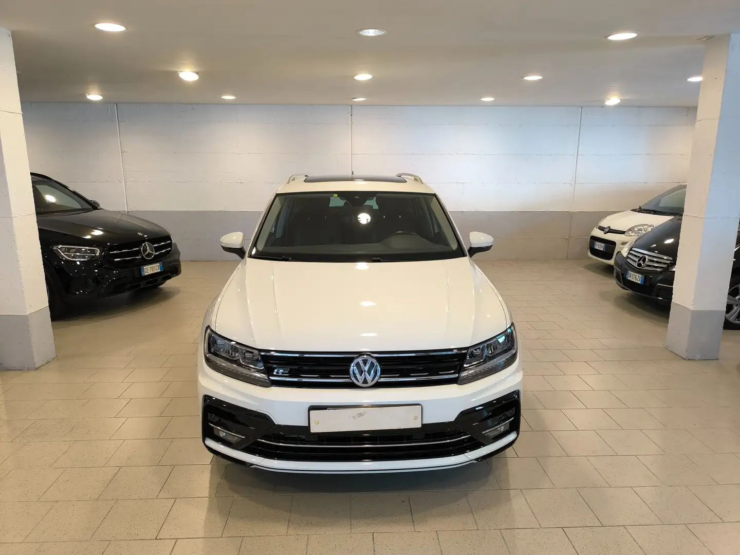 Volkswagen Tiguan Tiguan II 2016 2.0 tdi Advanced R-Line  dsg Blanco - 1