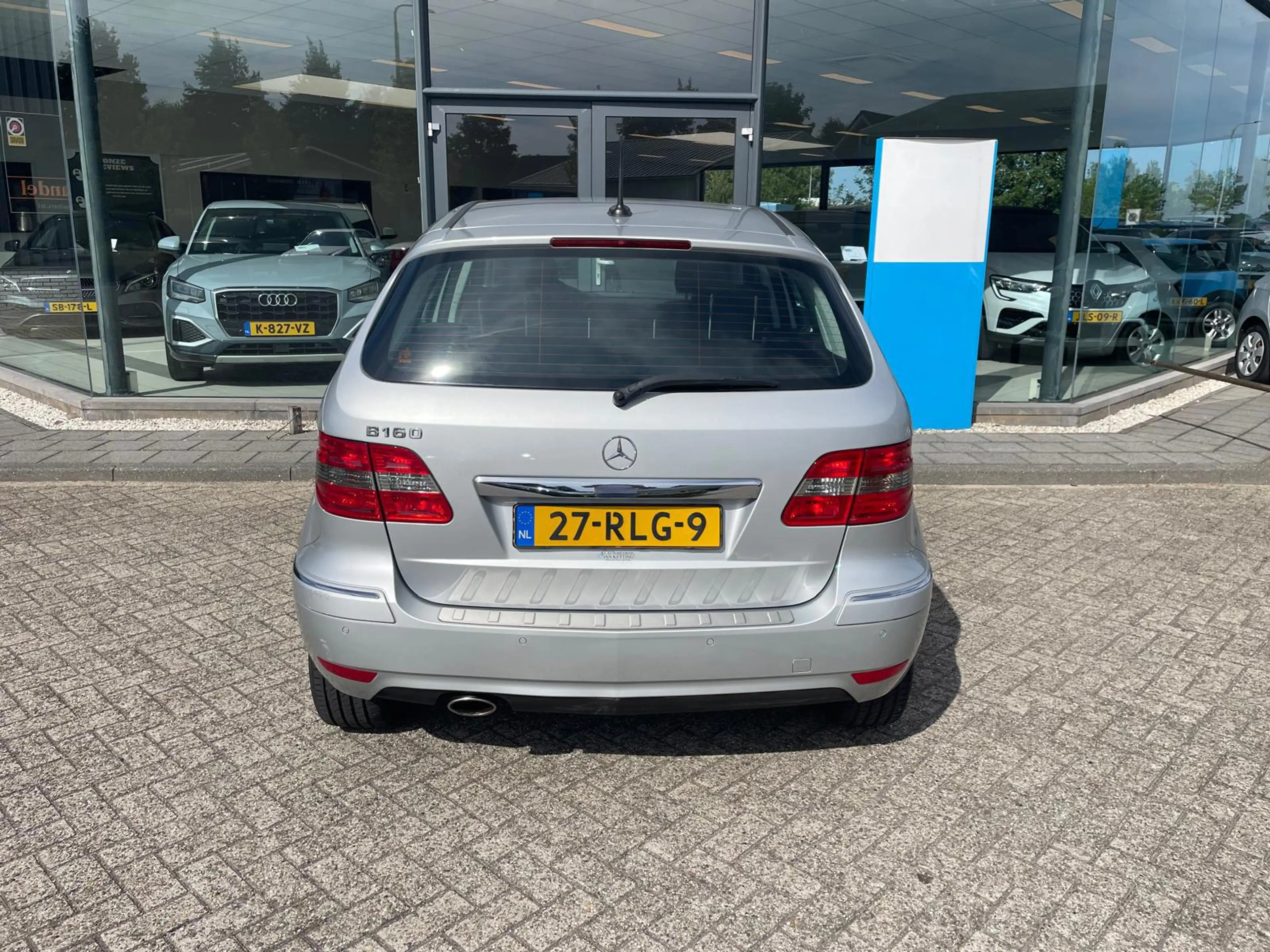 Mercedes-Benz B 160 BlueEFFICIENCY Business Class — photo 9