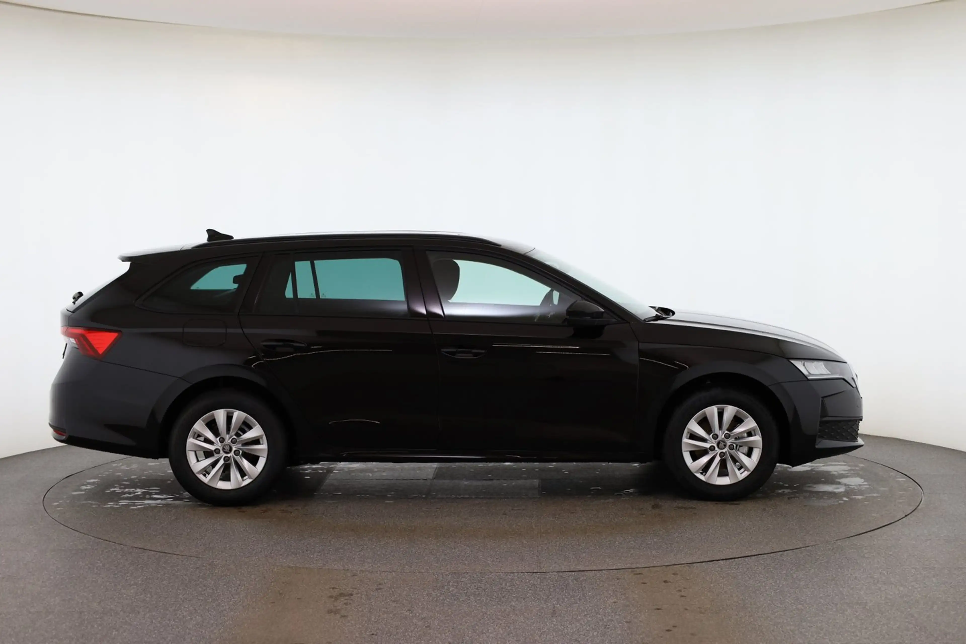 Skoda Octavia Essence TSI — photo 6
