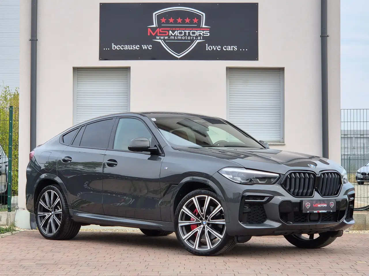 BMW X6 30d*M PAKET*1.BESITZ*ACC*RFK*ALCANTARA HIMMEL