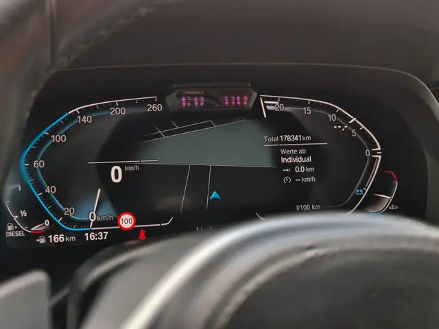 BMW X6 30d*M PAKET*1.BESITZ*ACC*RFK*ALCANTARA HIMMEL Ansicht 45