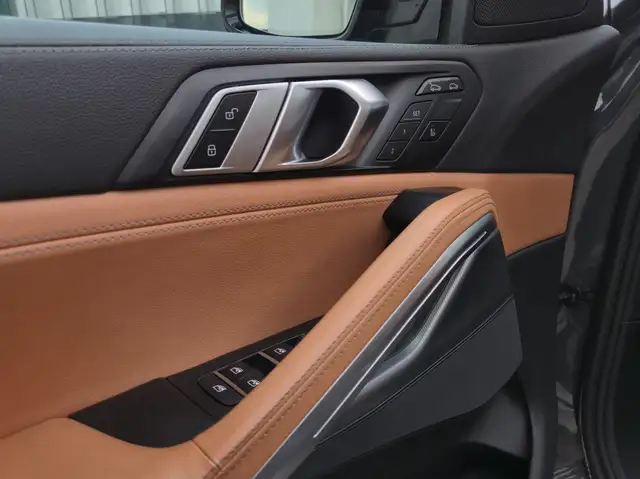 BMW X6 30d*M PAKET*1.BESITZ*ACC*RFK*ALCANTARA HIMMEL Ansicht 39