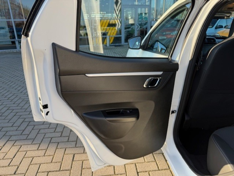 Dacia Spring Essential 45 KLIMA NAVI CCS — photo 11