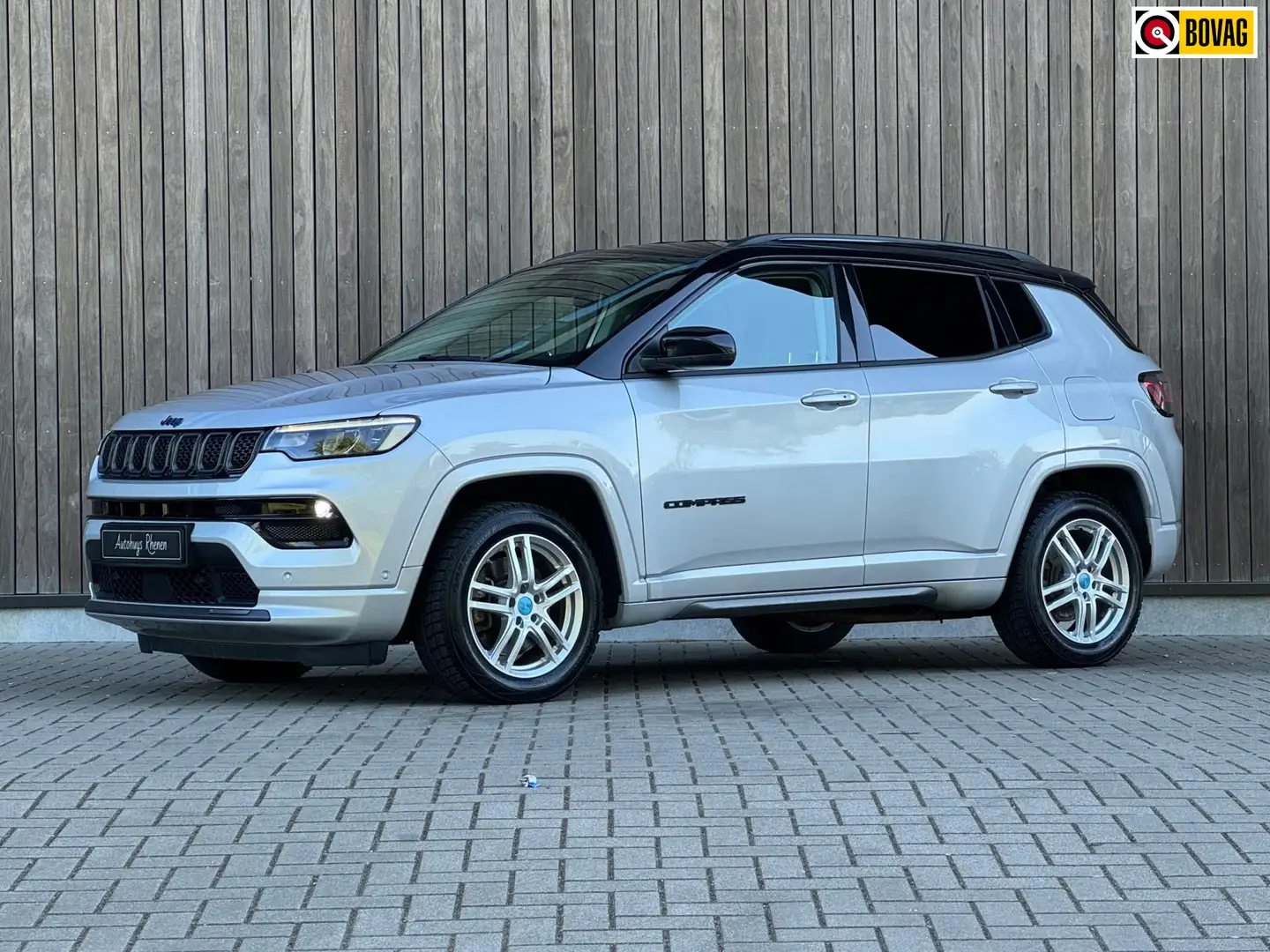Jeep Compass 4xe 240 Plug-in Hybrid Electric S / Winterpack Gris - 1