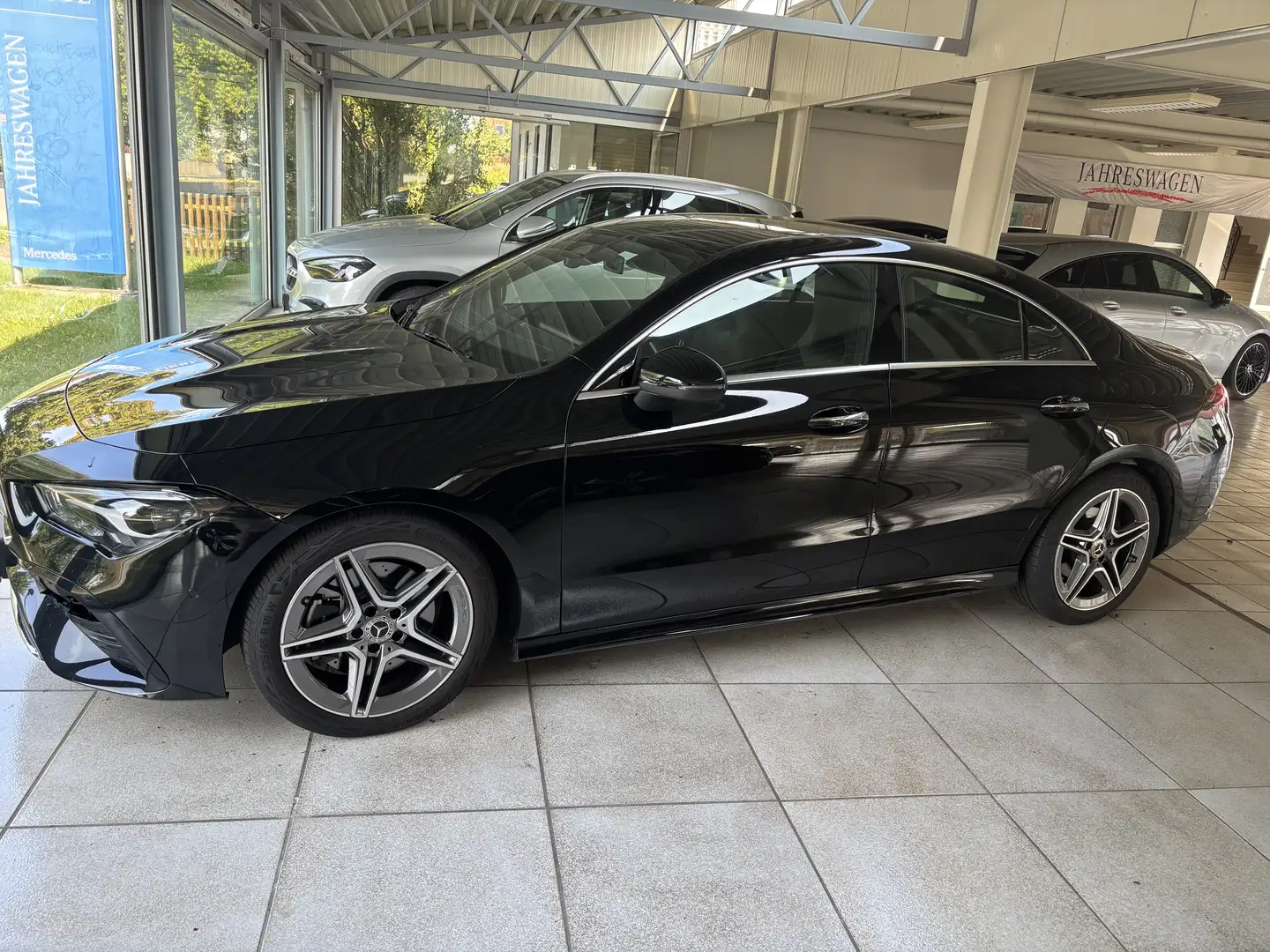 Mercedes-Benz CLA 200 AMG Line Advanced Plus Winter-Paket KEYLESS-GO Schwarz - 2