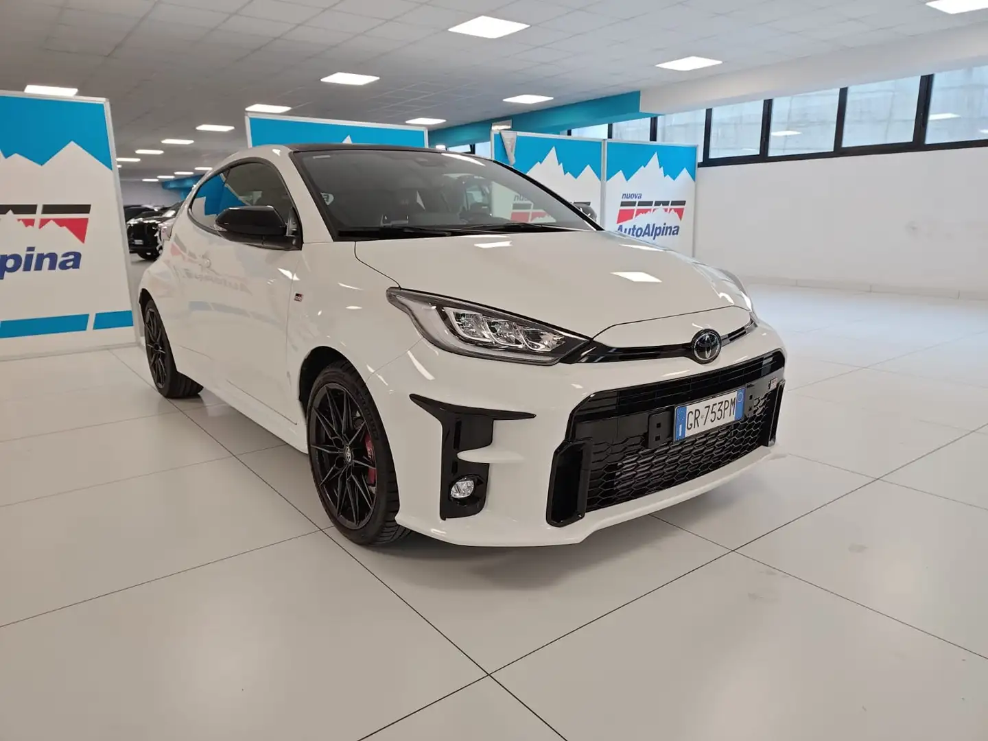 Toyota Yaris 1.6 Circuit Bianco - 1