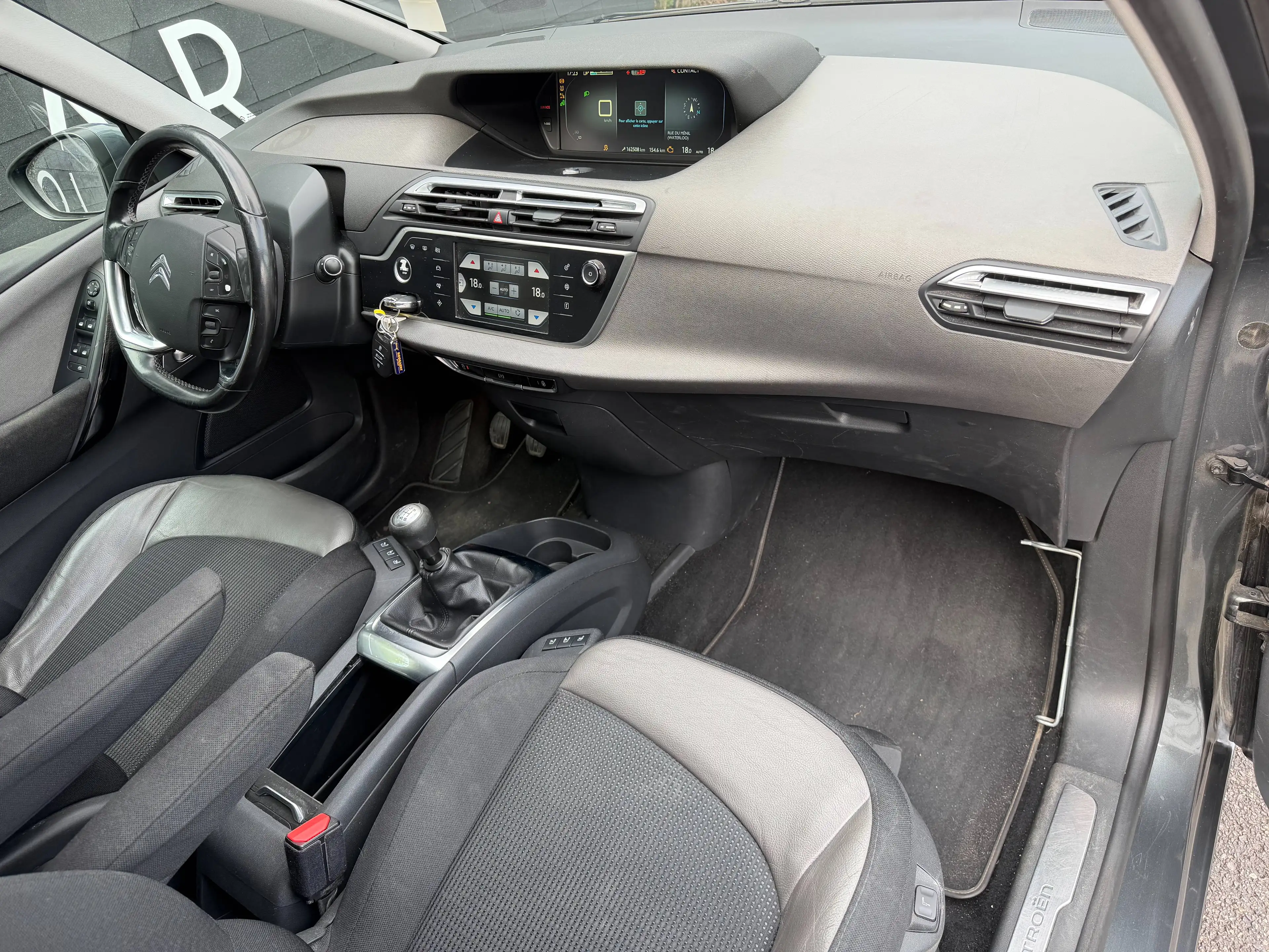 Citroen Grand C4 Picasso 1.6 BlueHDi+7 PLACES+NAVI+CAMERA+MARCHAND OU EXPORT+EU 6B — photo 13