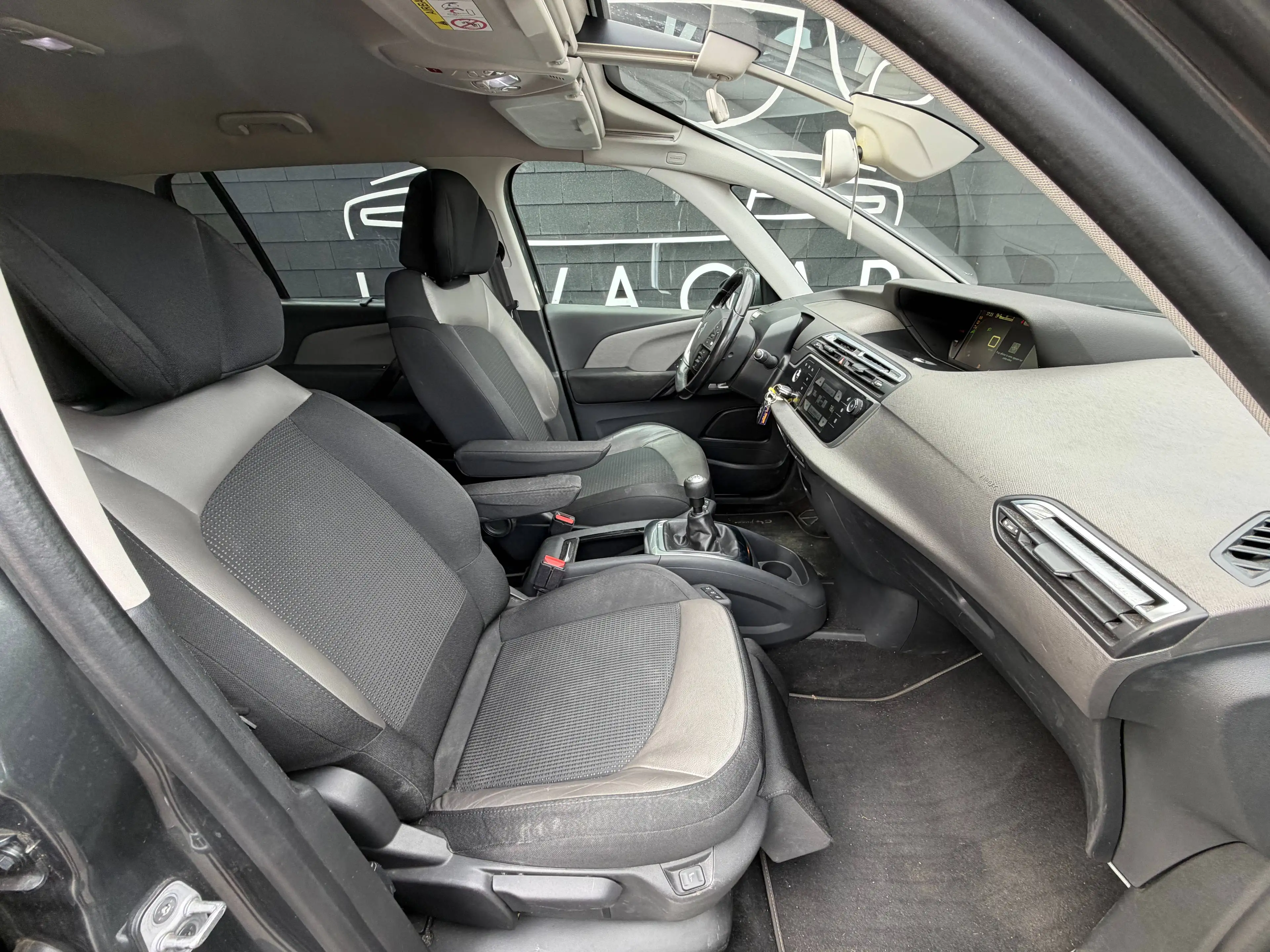 Citroen Grand C4 Picasso 1.6 BlueHDi+7 PLACES+NAVI+CAMERA+MARCHAND OU EXPORT+EU 6B — photo 12