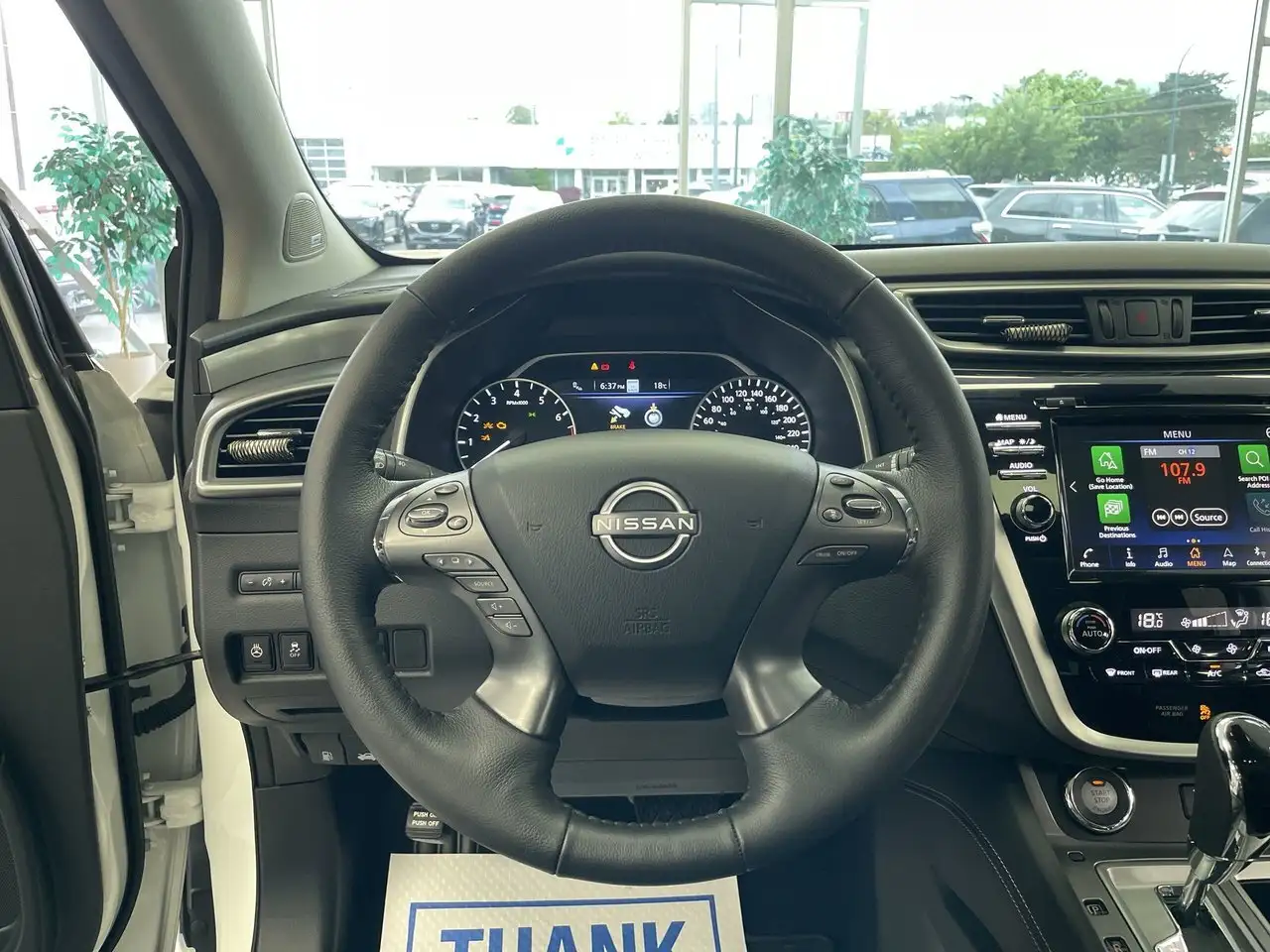 Nissan Murano снимка Nissan Murano